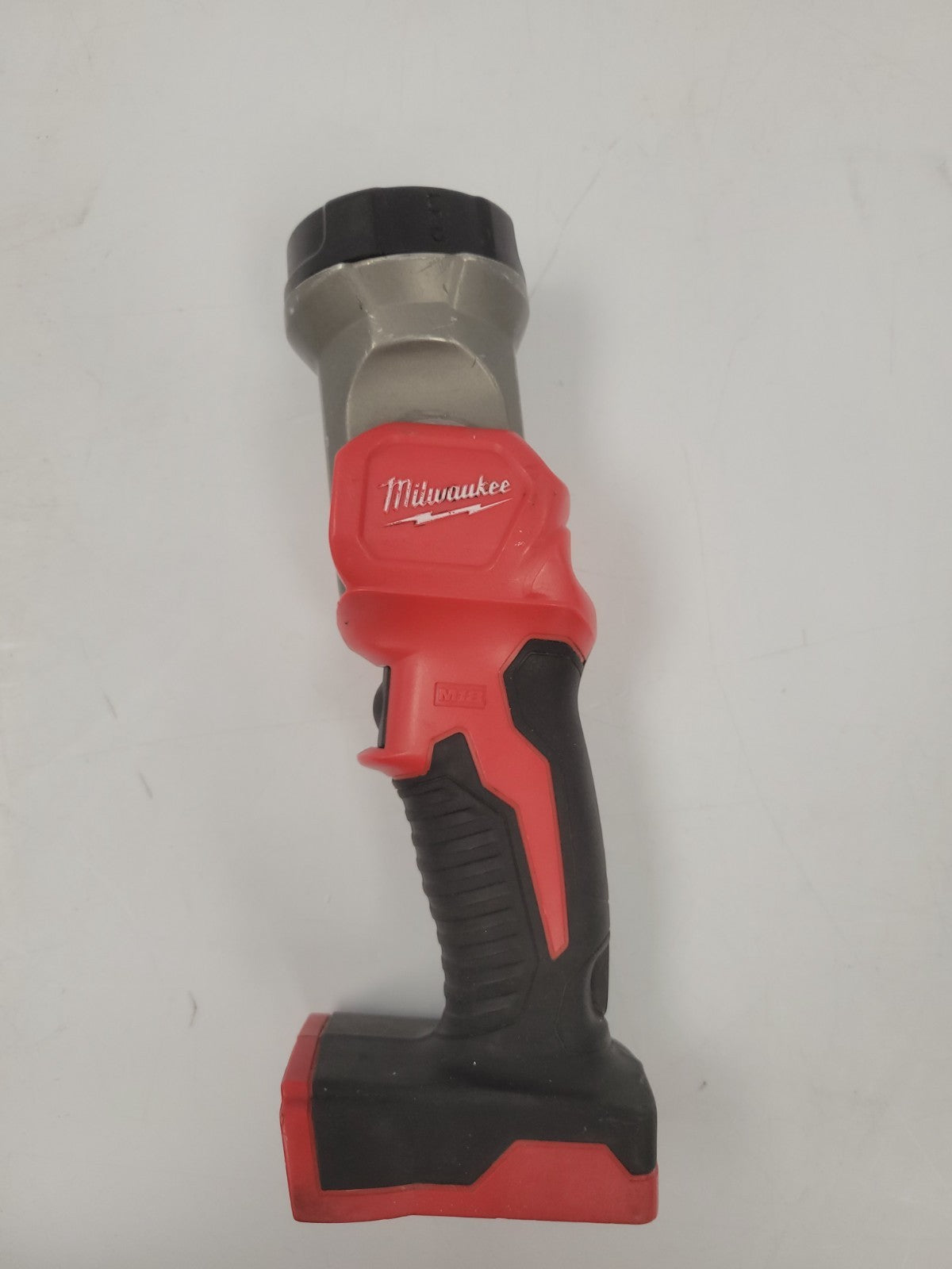 88110-5) Milwaukee 2735-20 Cordless Flashlight – Product Deliveries