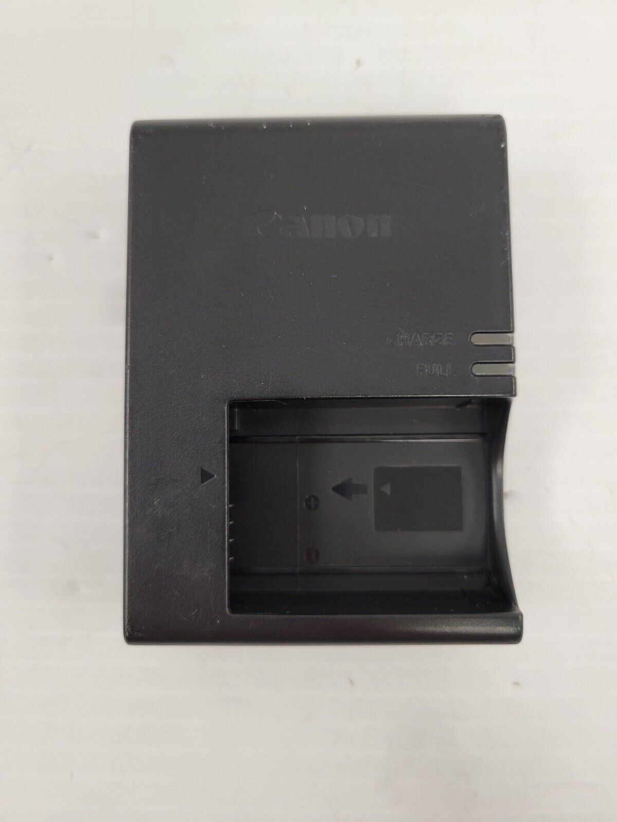 (I-34760) Canon EOS Rebel T6I Camera