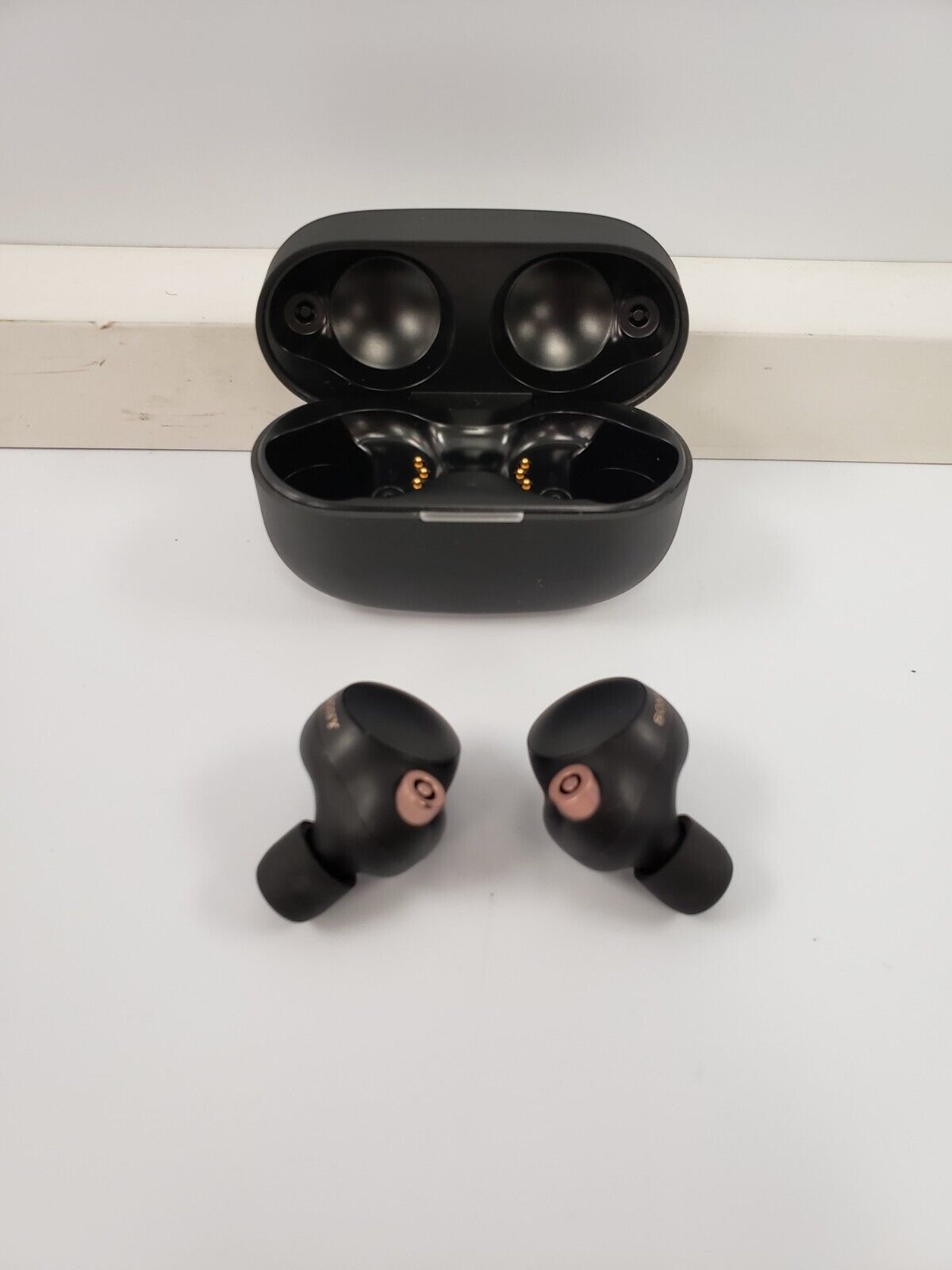 70389-1) Sony YY2948 Earbuds – Product Deliveries
