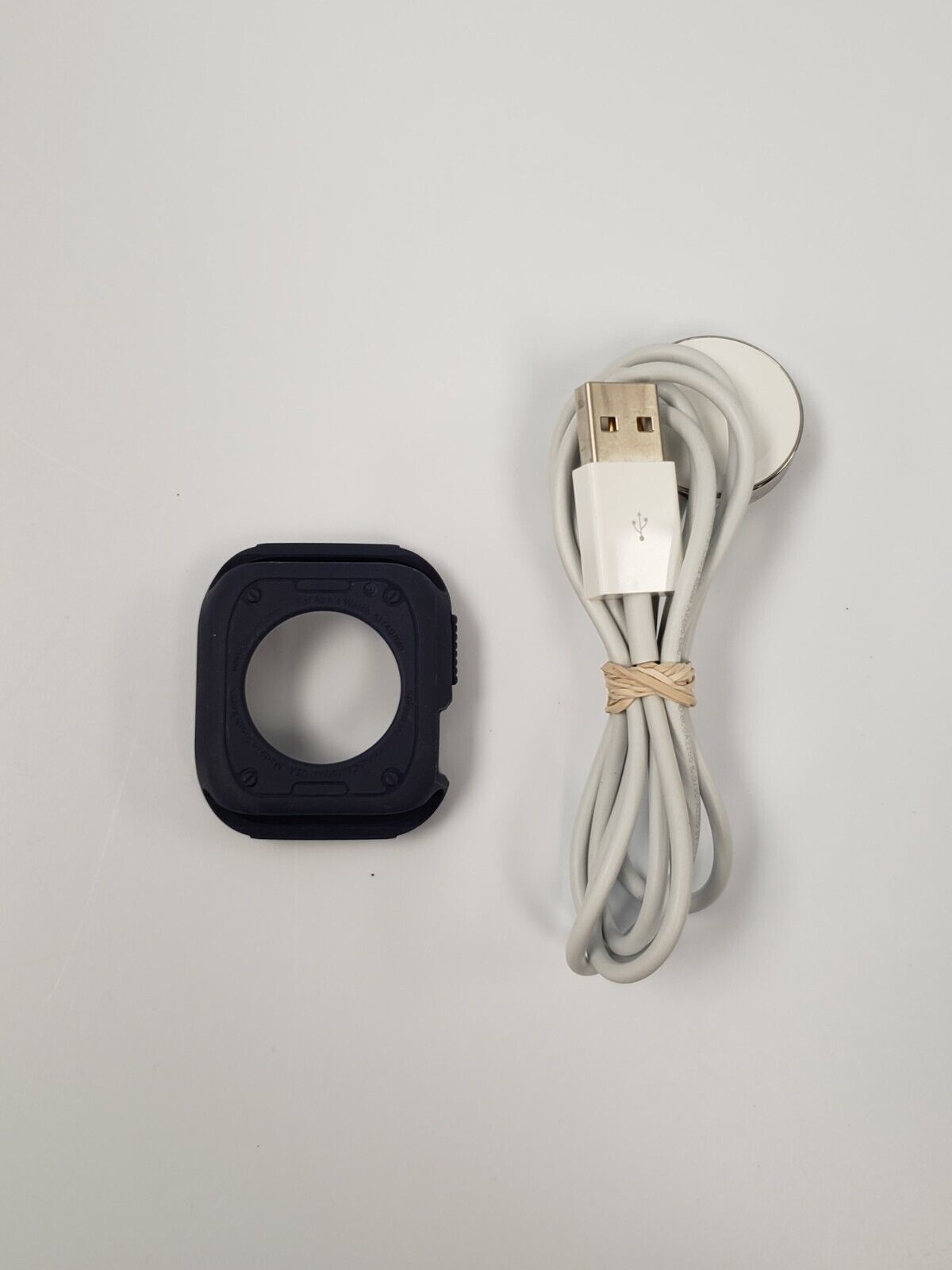 (63400-3) Apple A2473 Smart Watch