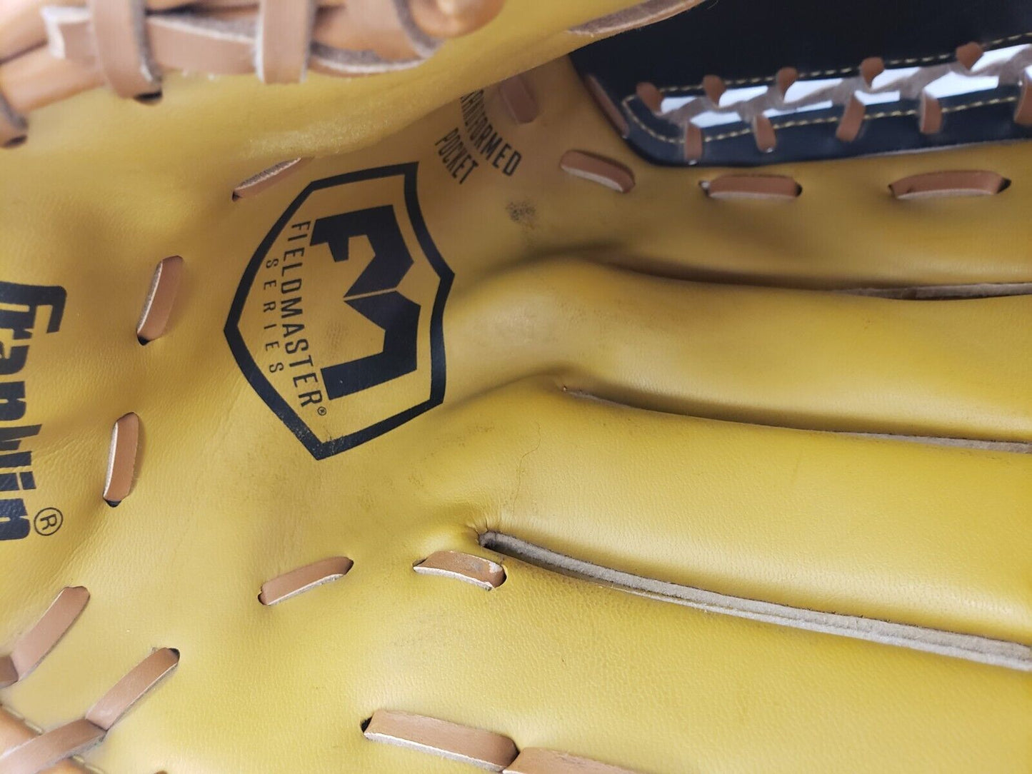 (62130-1) Franklin 22603-12" Baseball Glove