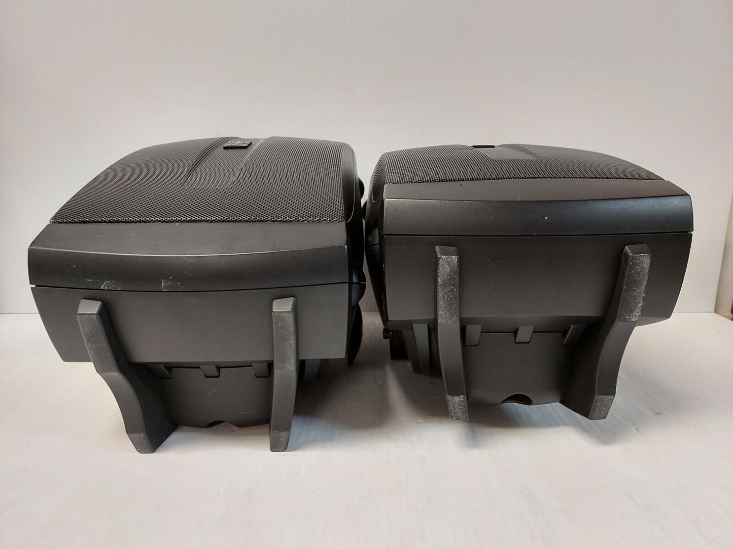 (N84600-2) Yamaha NS-AW350 Speaker Set