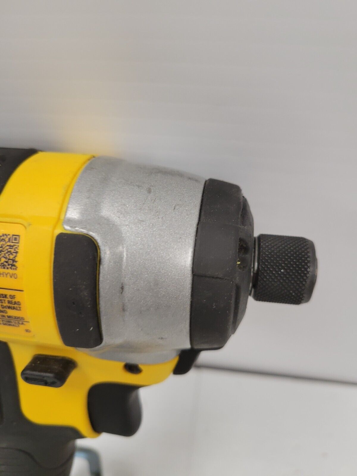 (67601-4) Dewalt DCF885 Impact