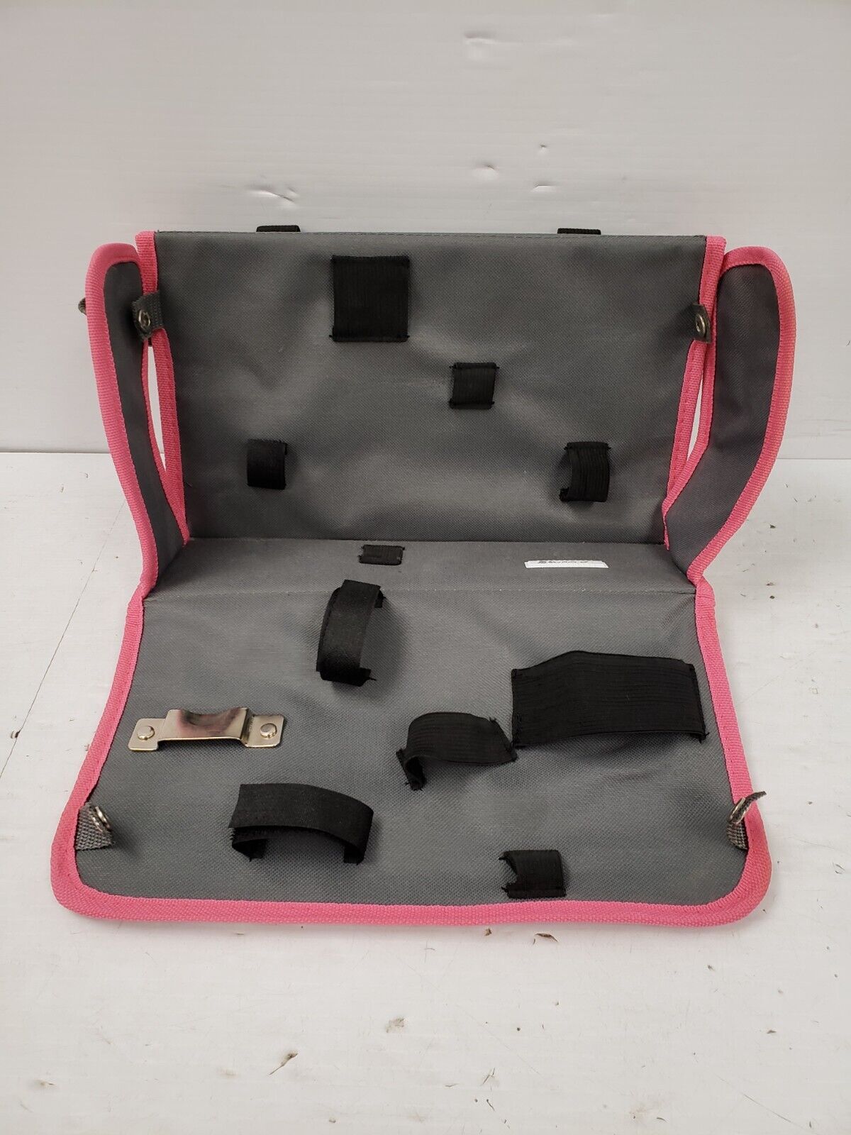 (68221-1) No Name Ladies Multi-Tool Set
