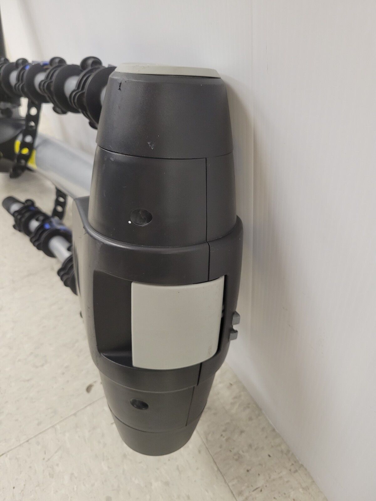 (I-35453) Thule 4 Bike Hitch Bike Rack