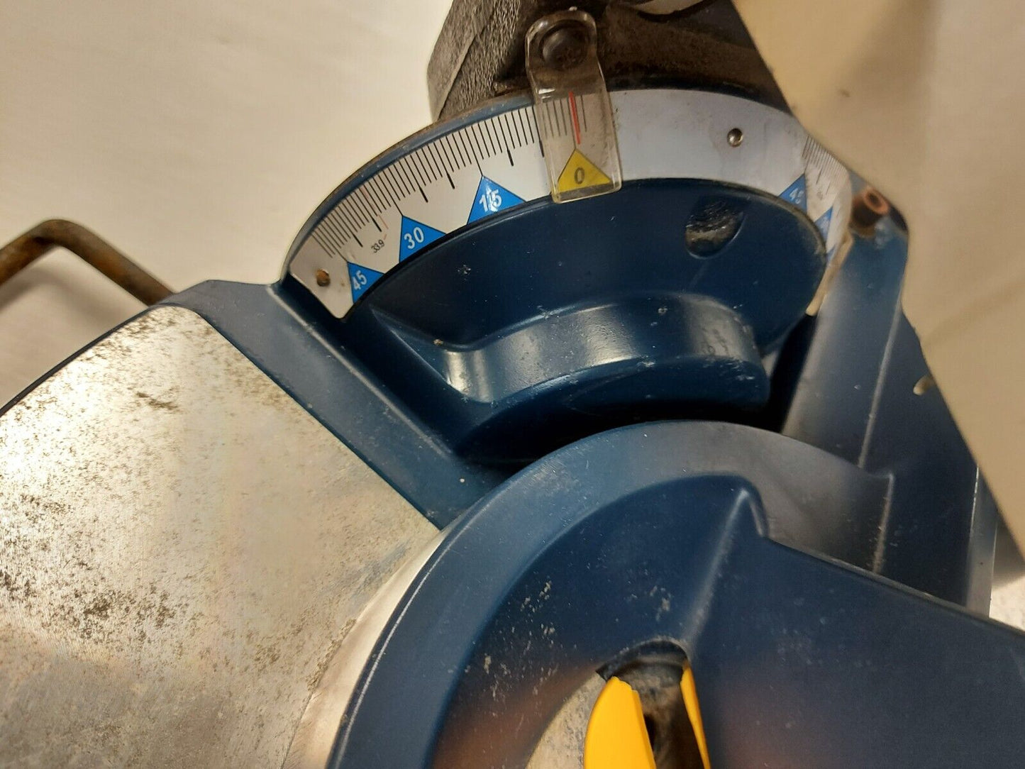 (N84197-1) Ryobi TSI552 Compound Saw