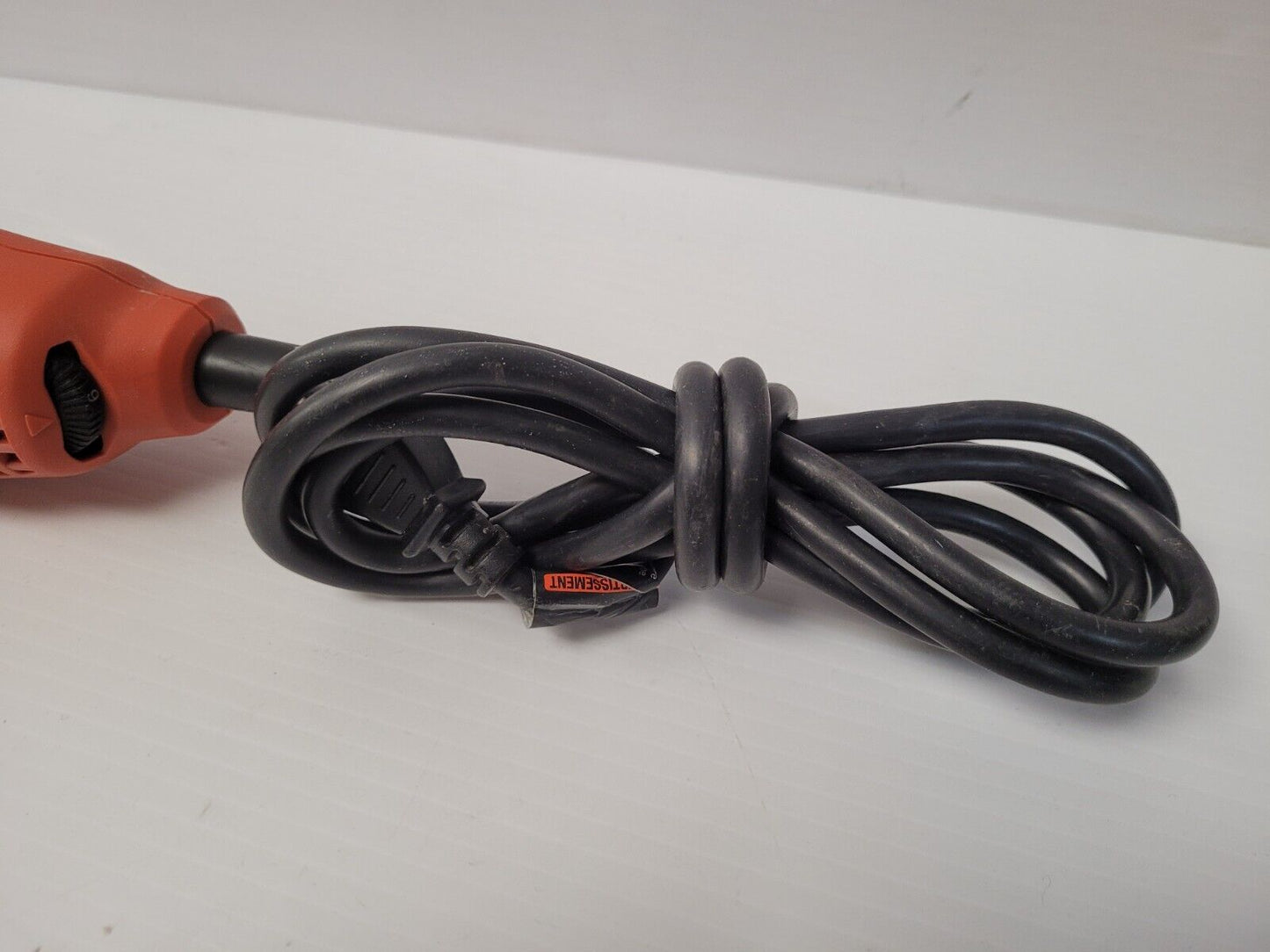 (N72907-2) Outil multifonction Black & Decker BD200MT