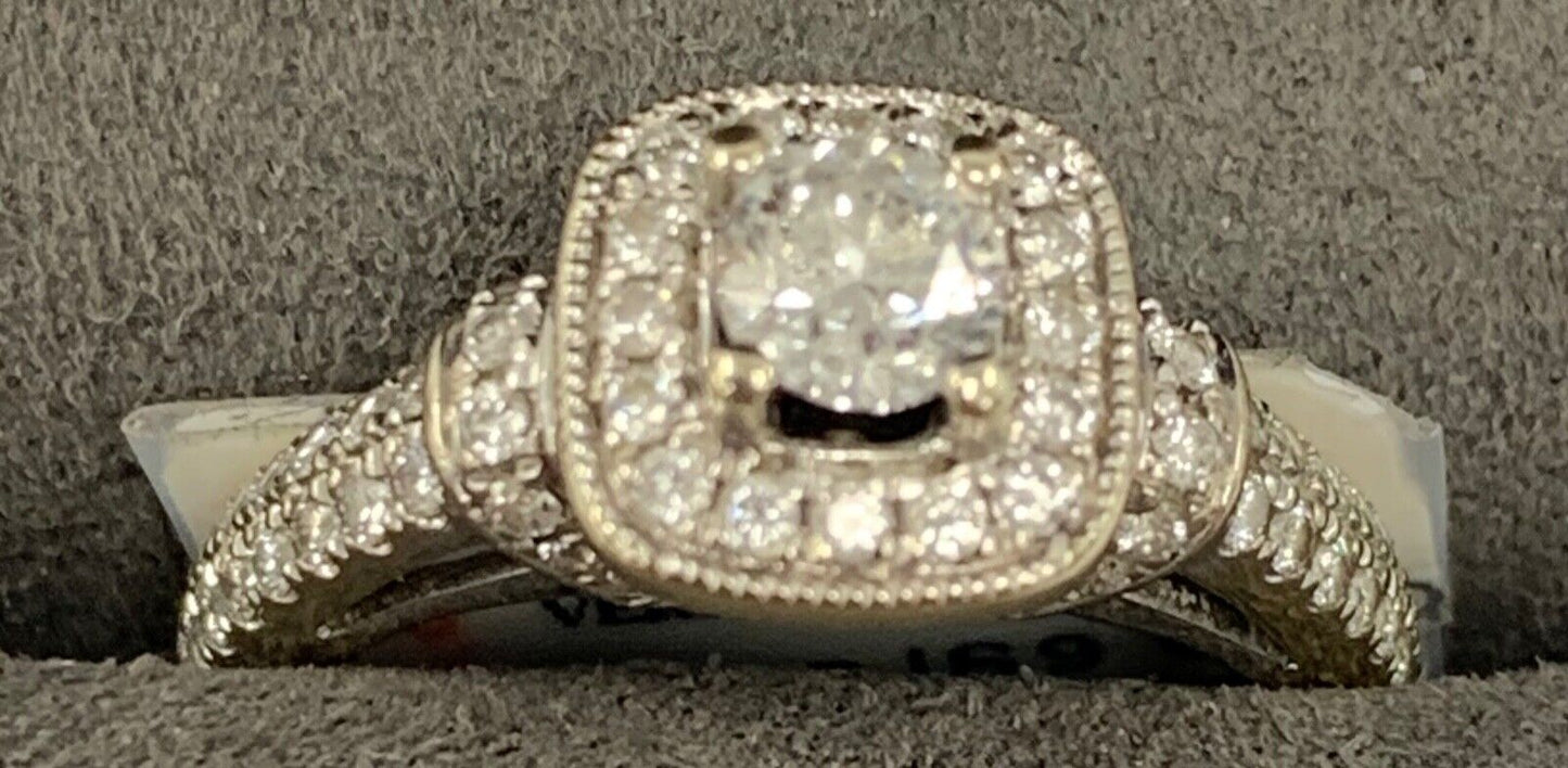 (I-1960-637A) VERA WANG DIAMOND AND SAPPHIRE WHITE GOLD RING