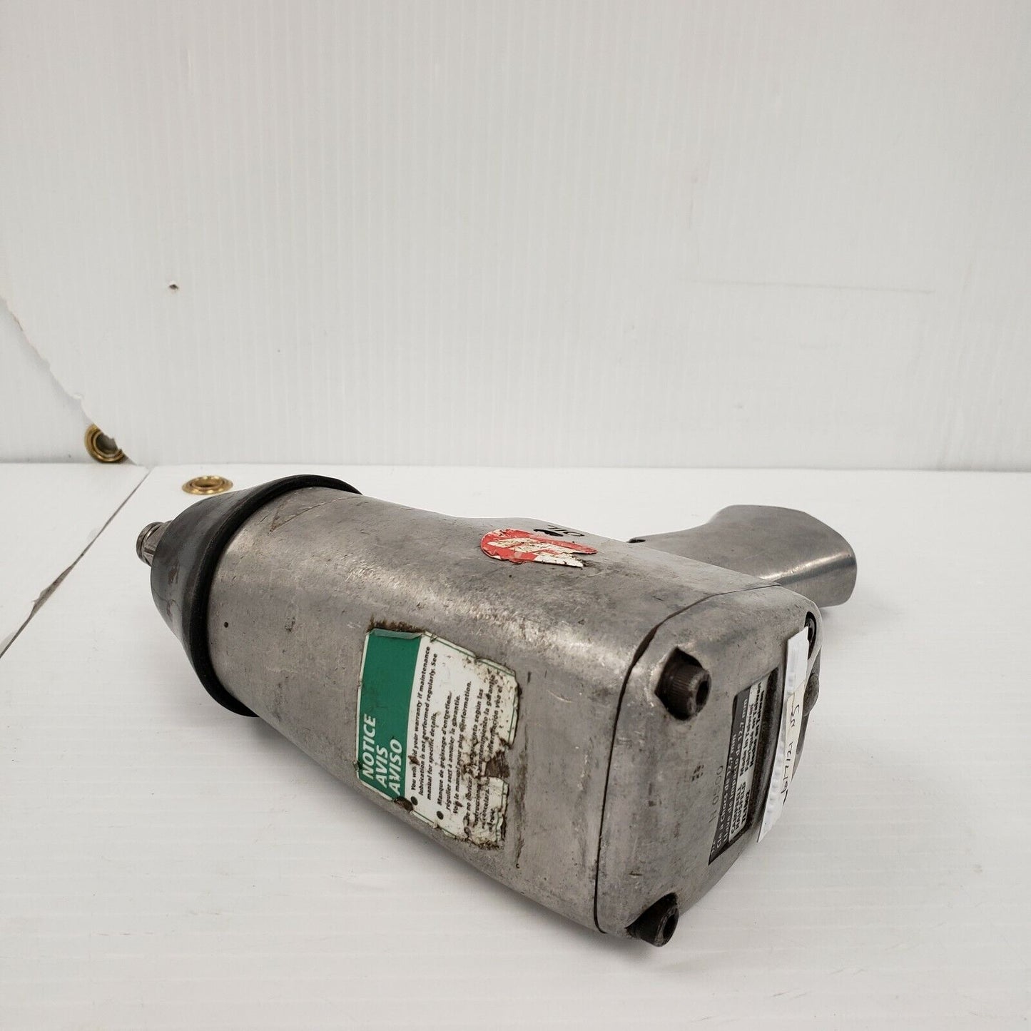 (12205-12) Impact aérien Campbell Hausfeld