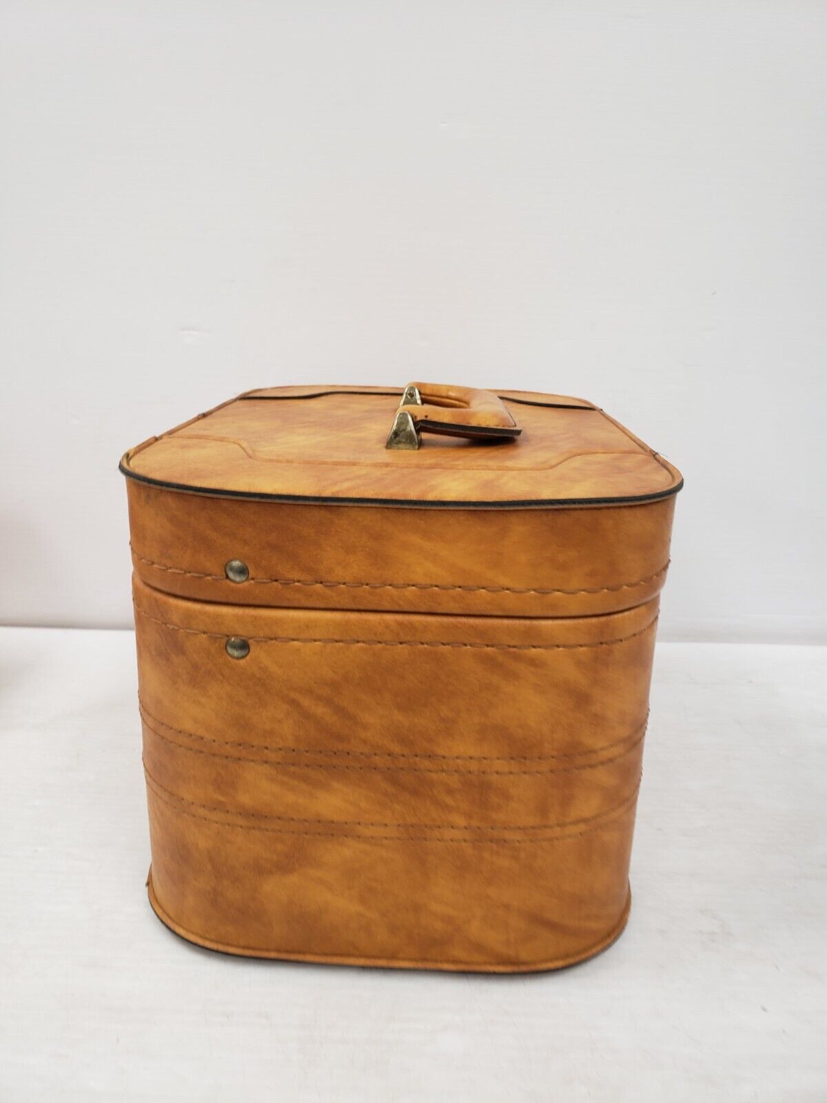 (I-33175) No Name Camera Case