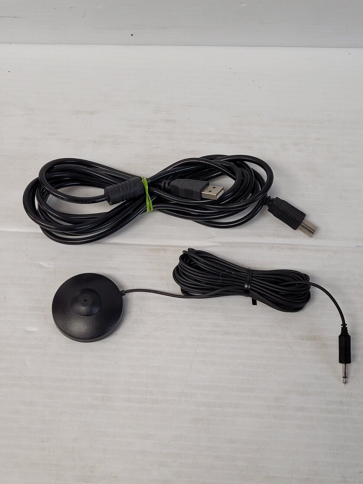 (N80083-4) Microphone sans nom