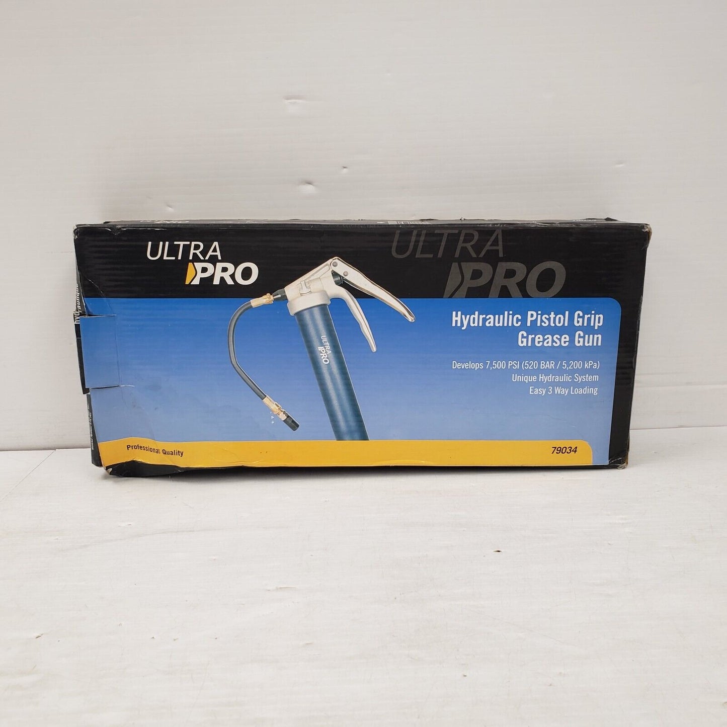 (55923-4) Ultra Pro 79034 Grease Gun