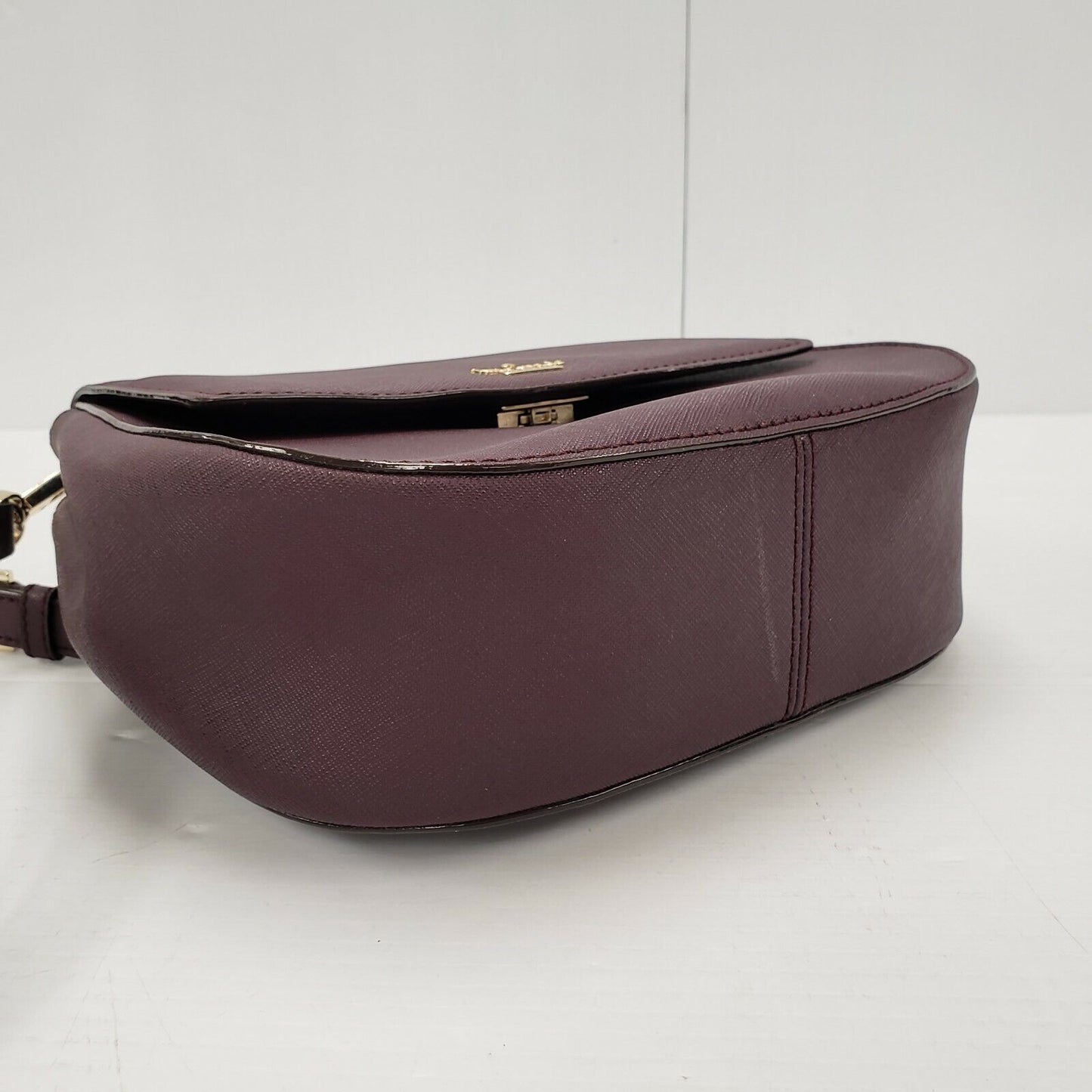 (I-28540) Sac à main violet Kate Spade