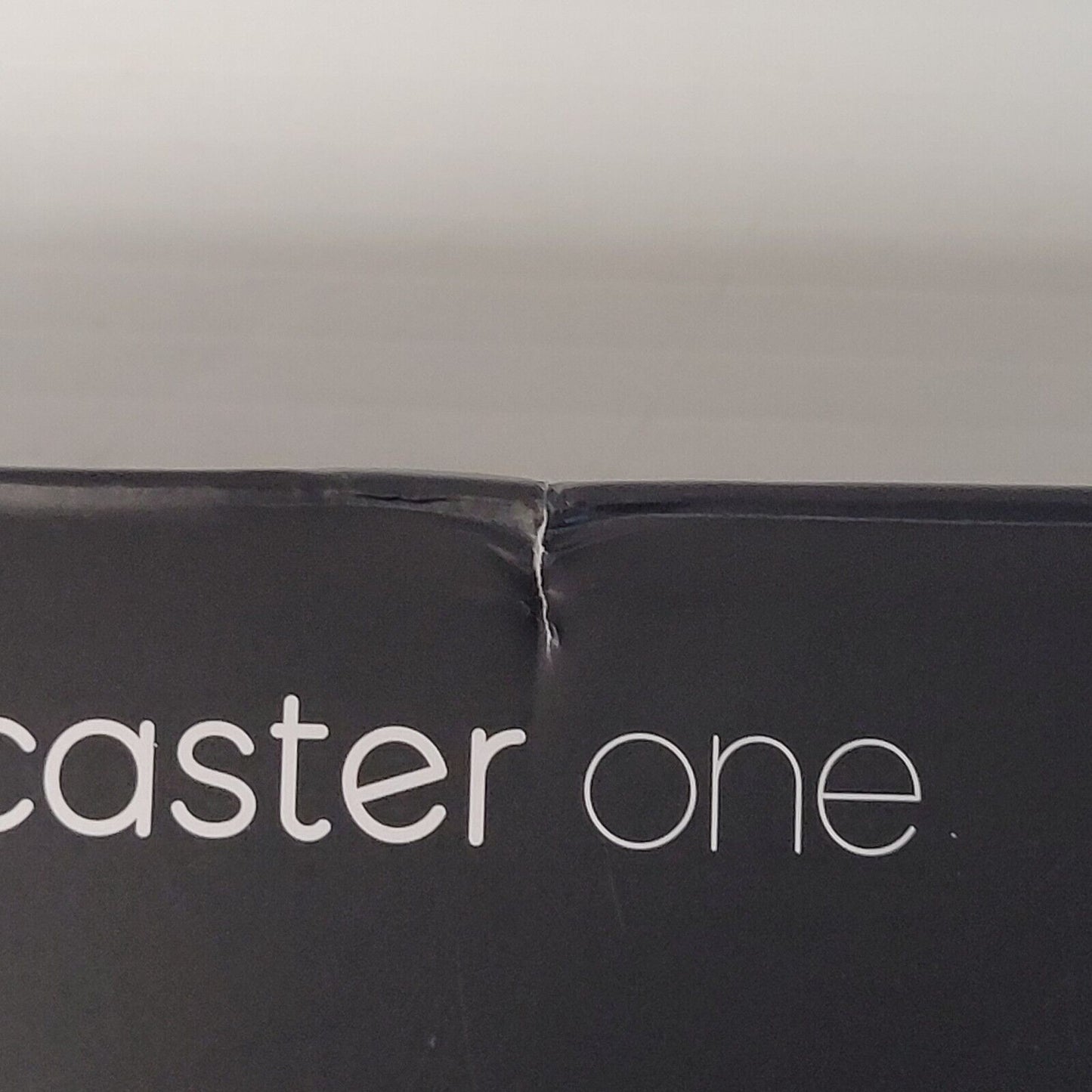(N75255-1) Focusrite Vocaster One Podcast Interface