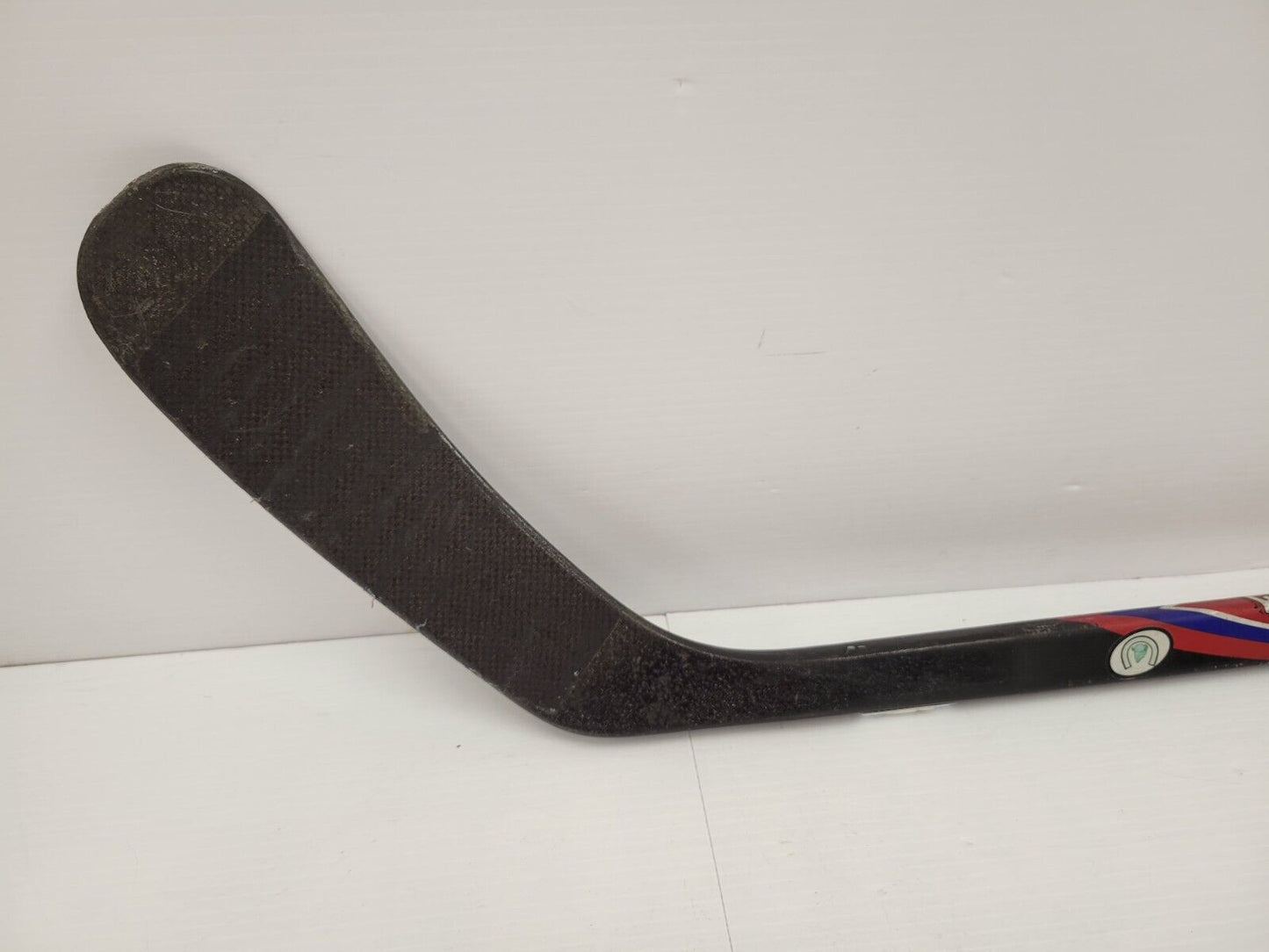 (49922-3) Bâton de hockey flexible Turnquist 18 SR 75