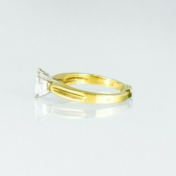 (I-651-084A) 18k duo gold Princess cut diamond solitaire ring