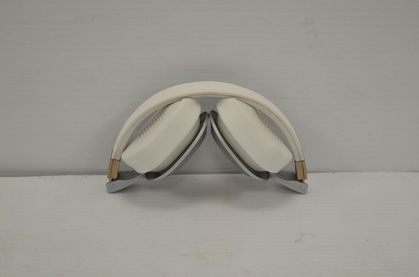 (I-8528) Casque supra-auriculaire Hi-Fi KEF M400