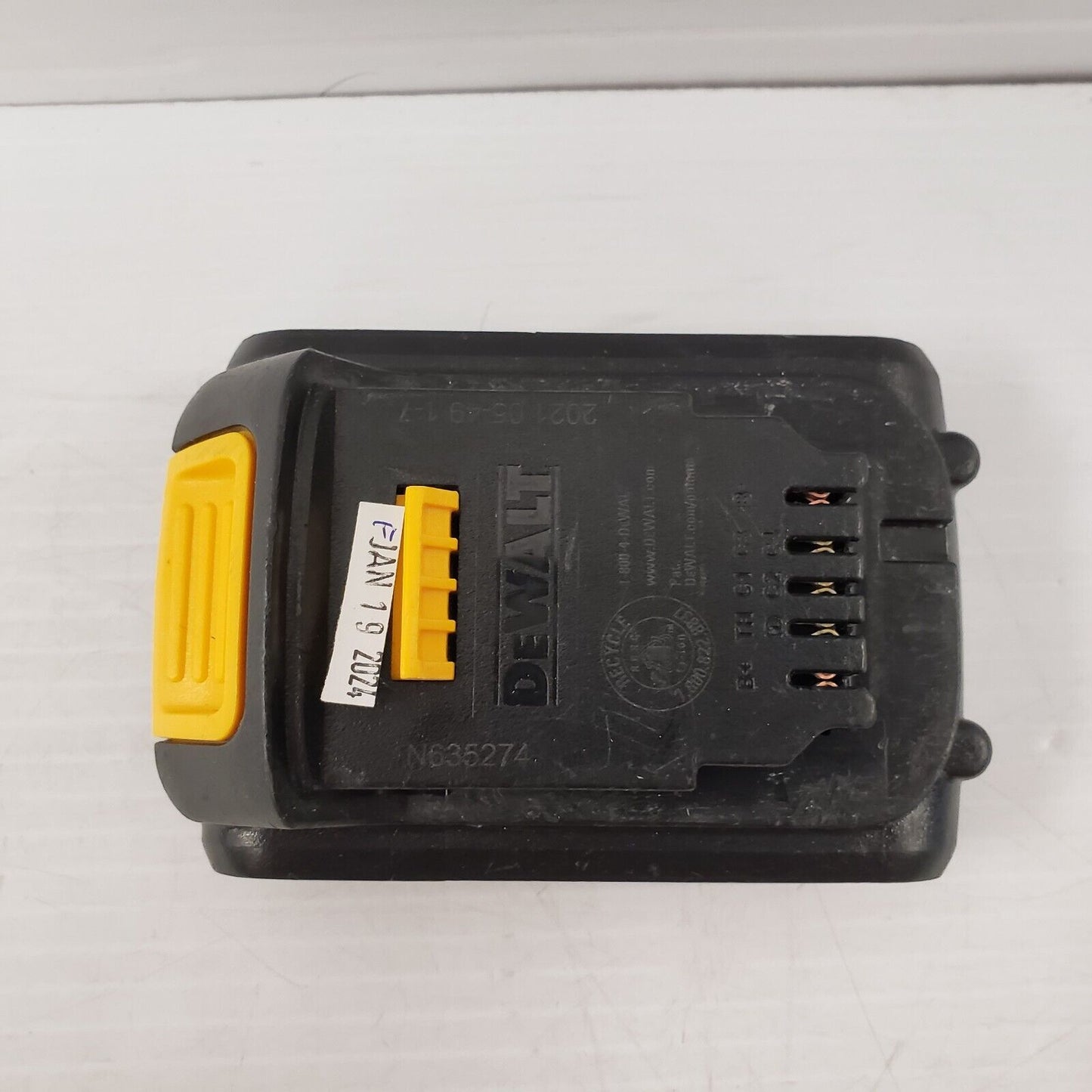 (I-34474) Dewalt DCB201 Battery-1.5Ah