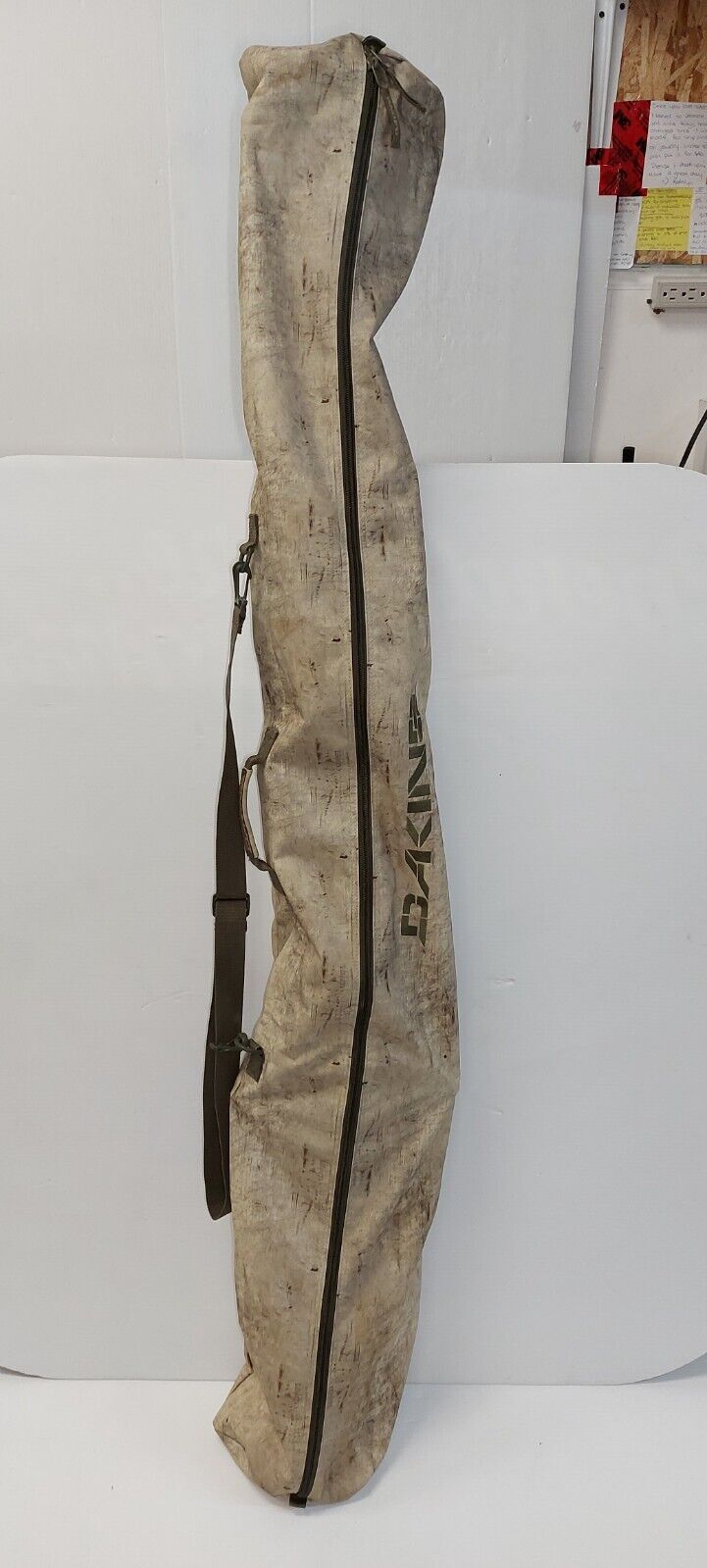 (N79923-2) Skis alpins K2 Silencer avec fixations, bâtons et sac