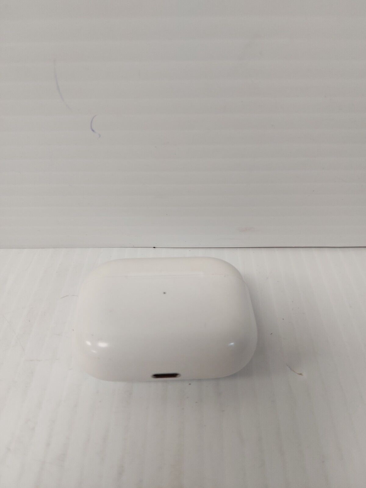 (N86603-3) Apple A2190 Gen 2 Pro Airpods