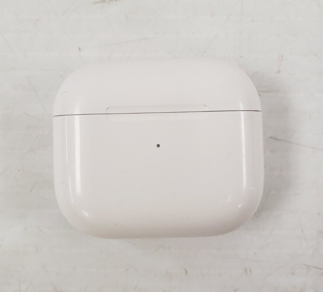 (64791-1) Apple A2566 Air Pods - 3rd Gen