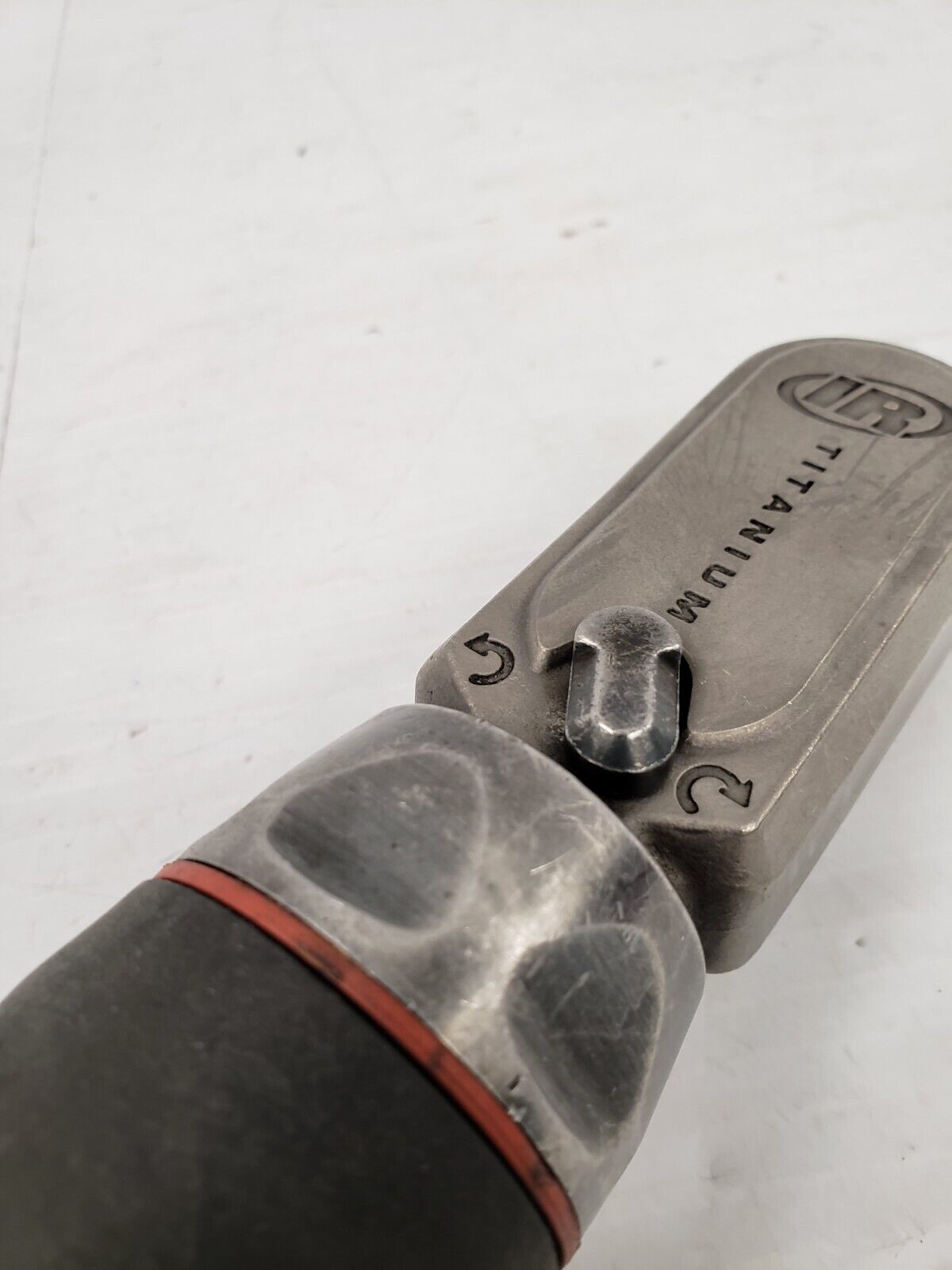 (64813-2) Ingersoll Rand Titanium 1/4inch Driver