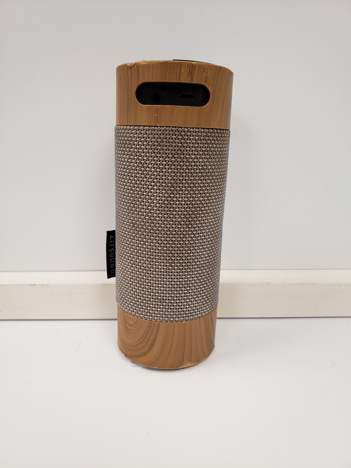 (65906-2) Kitsound KSDIGGIT Wireless Speaker