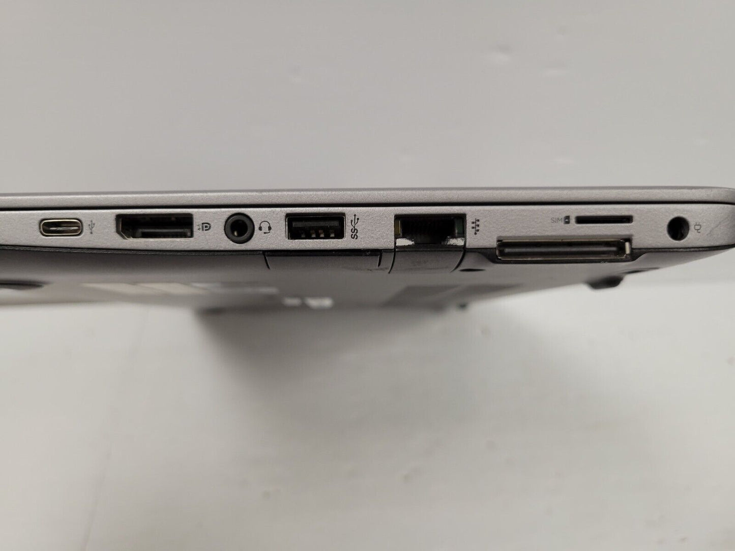 (60323-1) HP Elitebook 820G3 Laptop