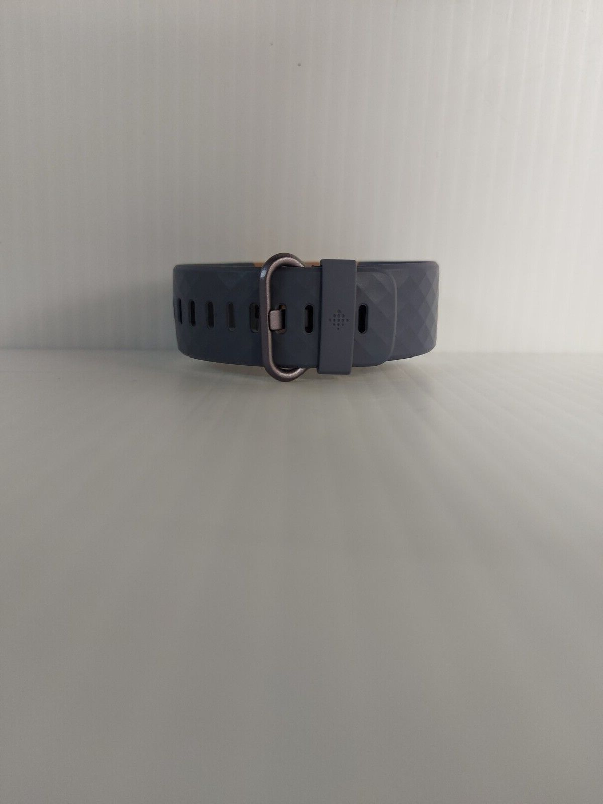 (NI-20723) Fitbit Charge 3 Advanced Fitness Tracker