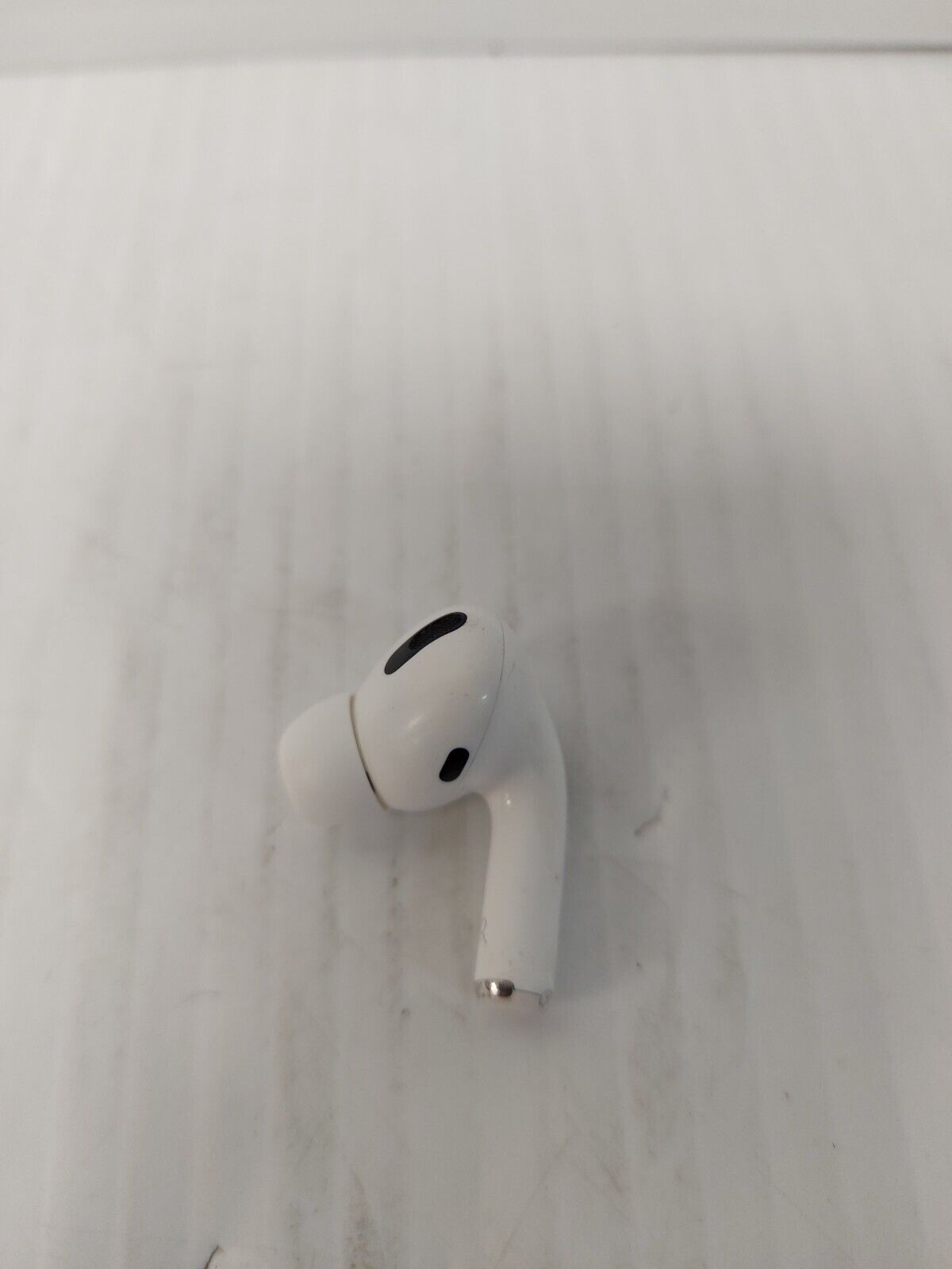 (N86603-3) Apple A2190 Gen 2 Pro Airpods