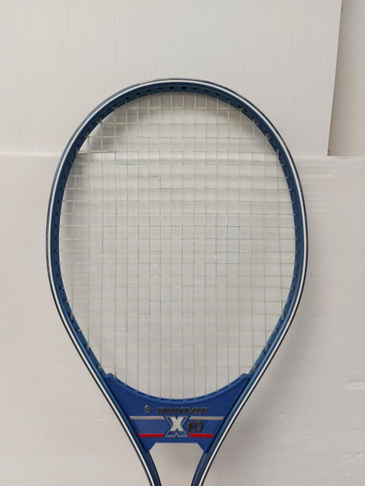 (N81907-1) Dunlop X10 Racquet