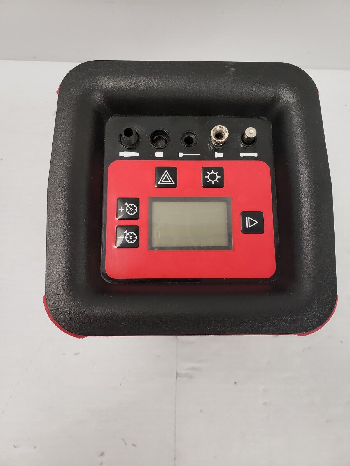 (65021-1) Motomaster 009-5204-8 Tire Inflator
