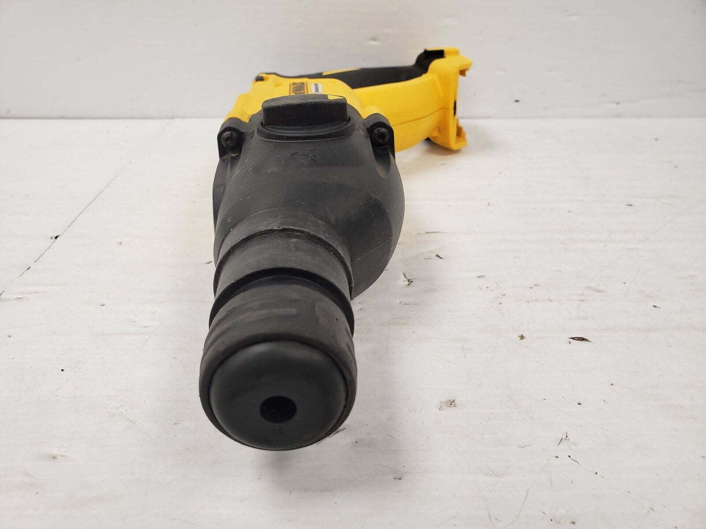 (67756-1) Dewalt DCH133 Hammer Drill