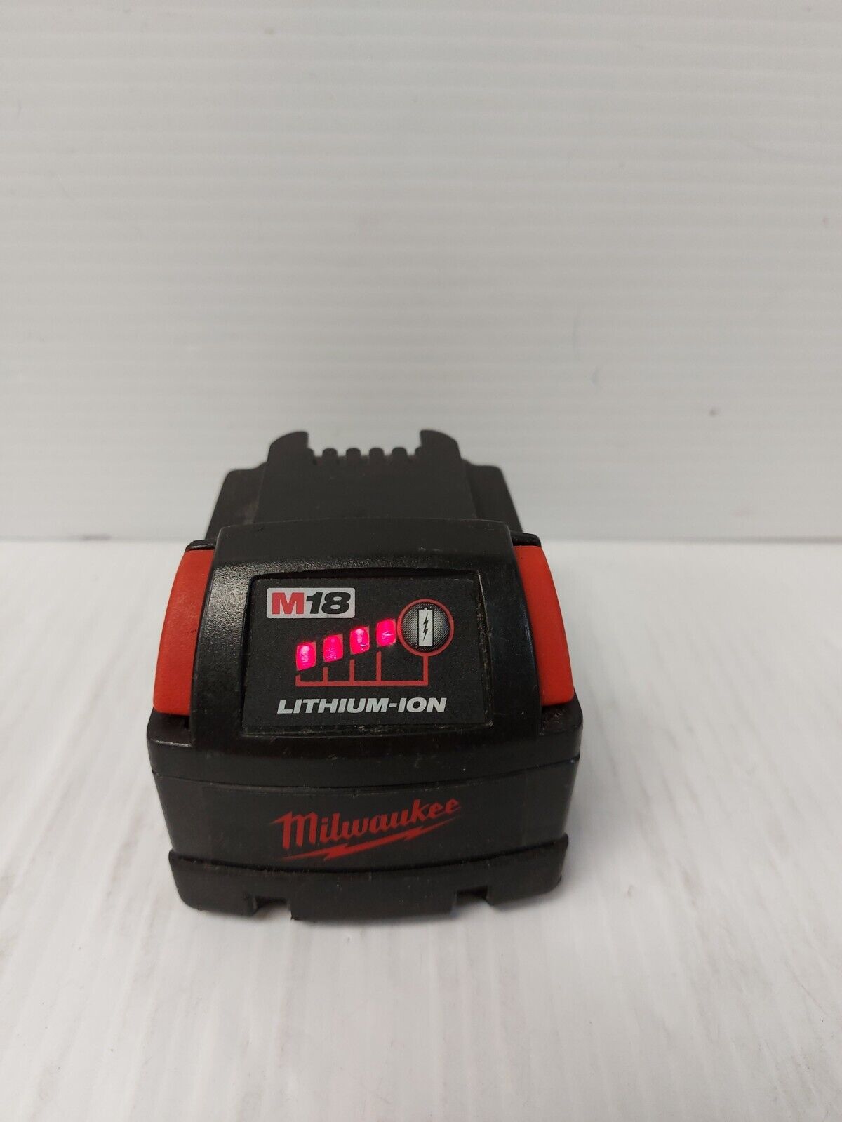 (N86477-2) Milwaukee 2601-20 Drill