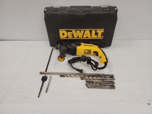 (62677-2) Dewalt D25123 Hammer Drill