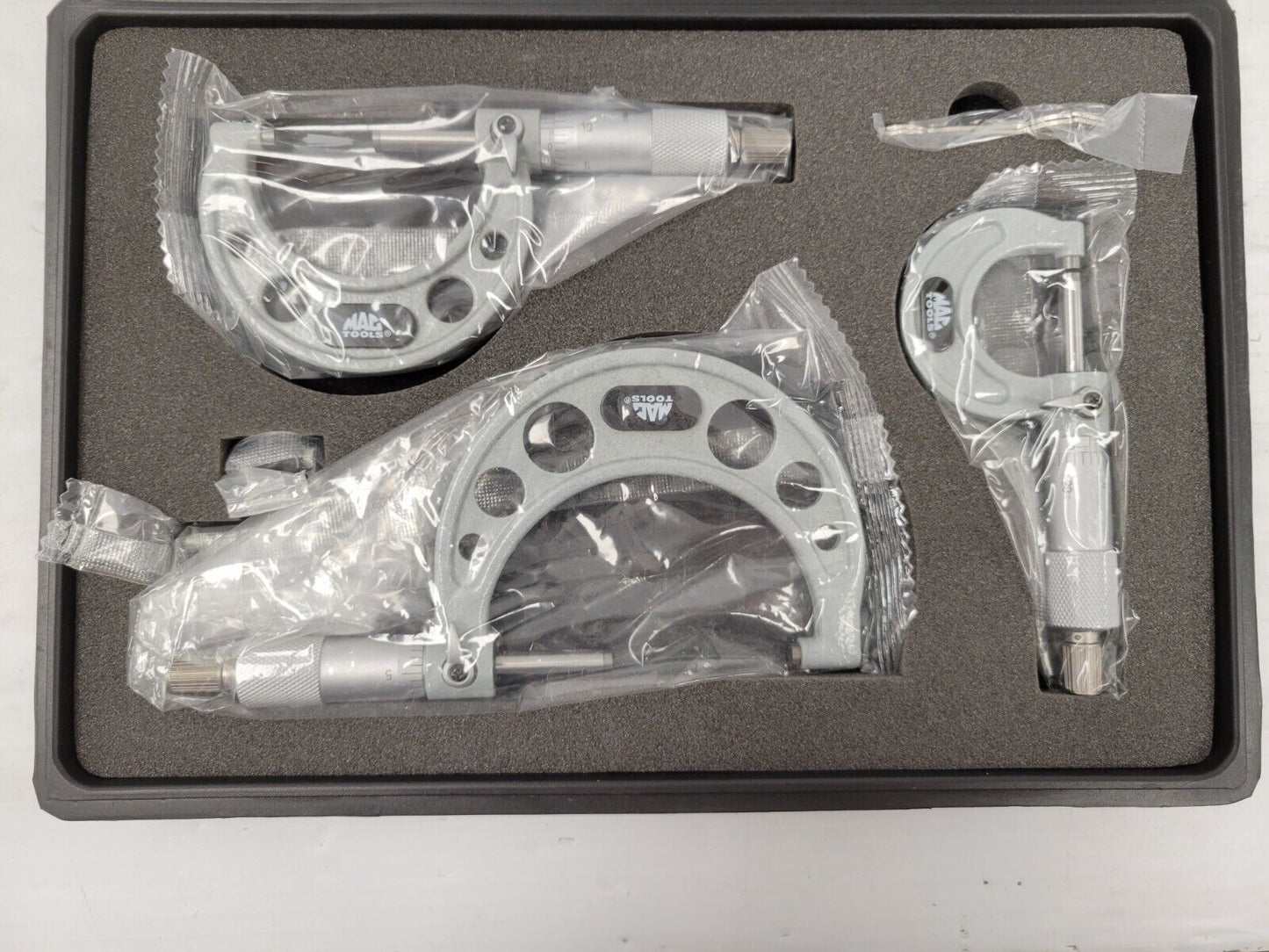 (67755-1) Mac Tools DMC83 Micrometer Kit