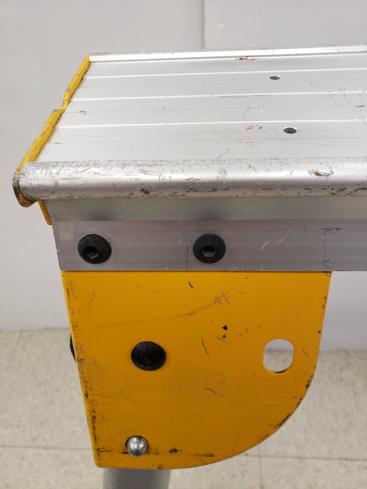 (67636-1) Dewalt DWX725 Work Stand/ Miter Stand