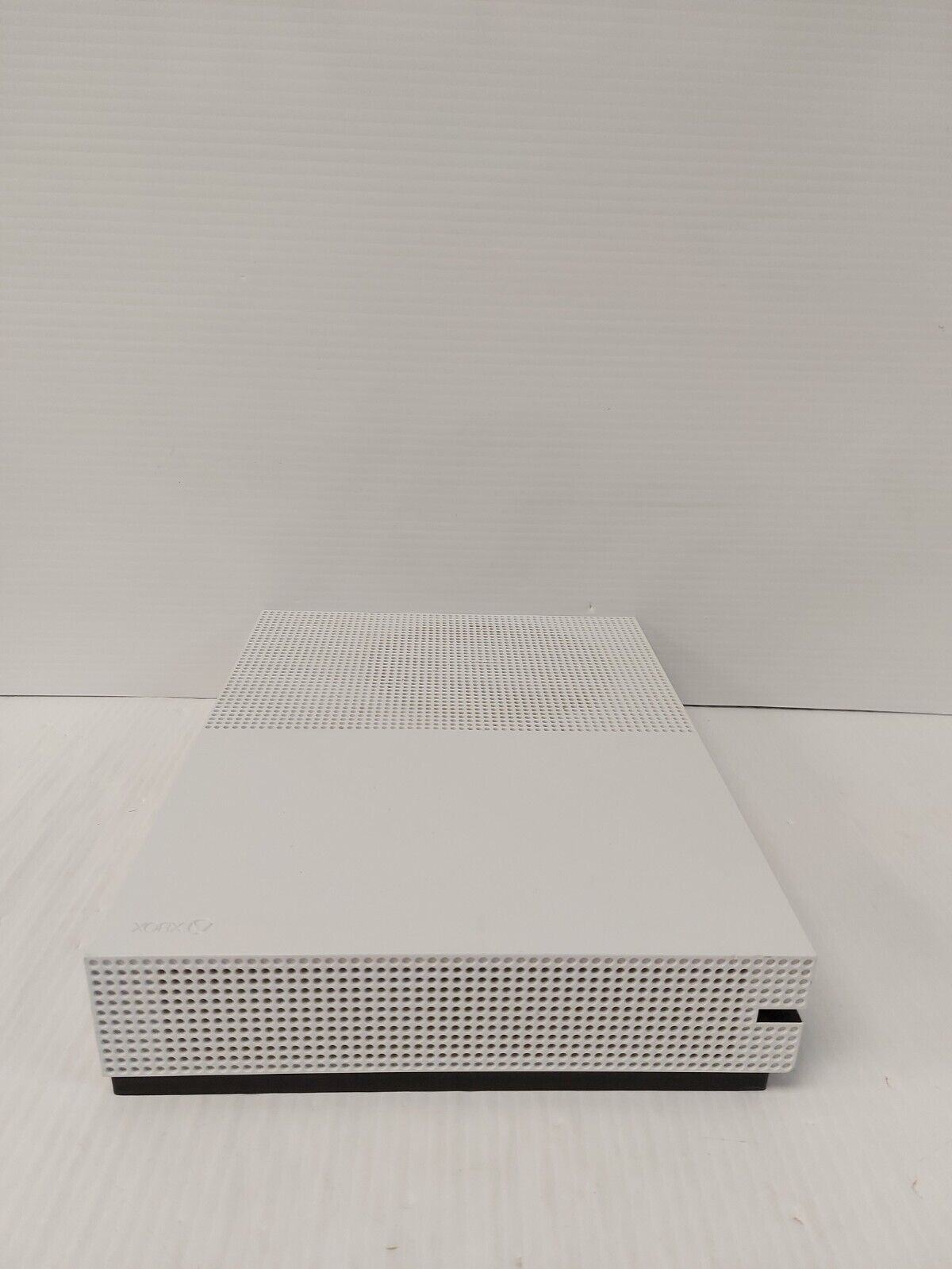 (N86381-1) Microsoft 1681 XBox One S 1T