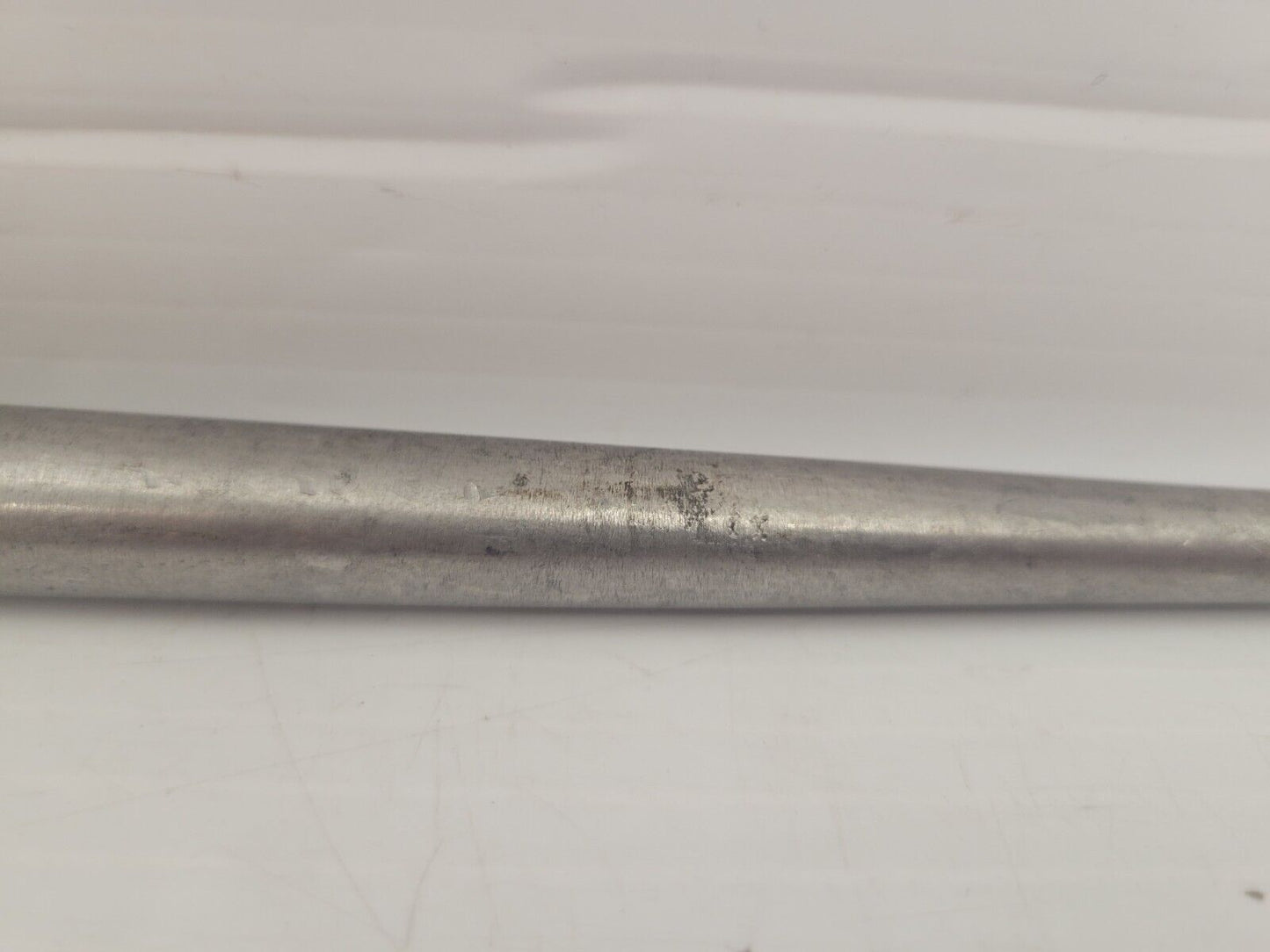 (67032-2) Snap On Pry Bar