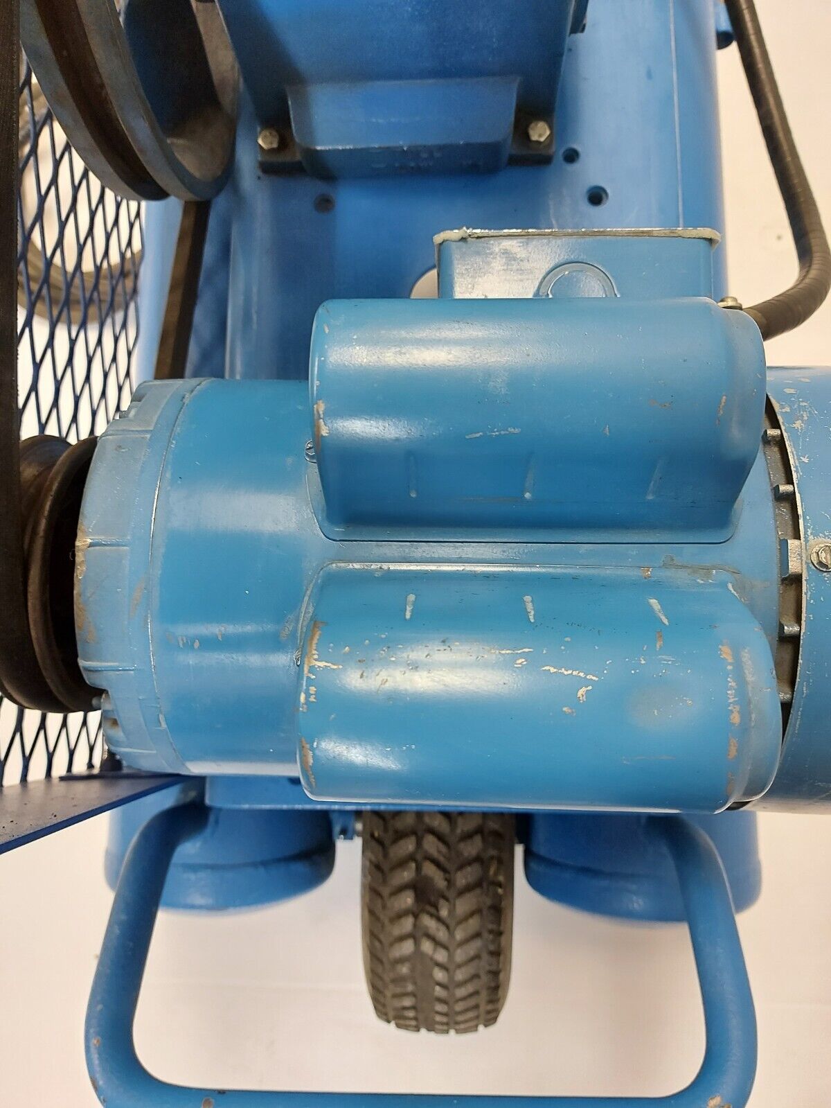 (N82547-1) Emglo Air Compressor