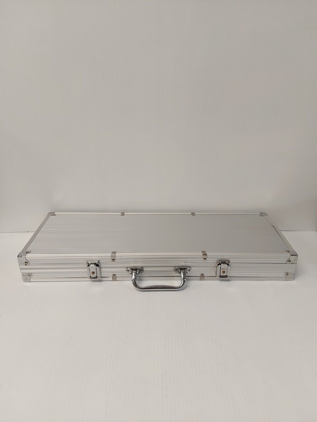 (N82359-1) Unbranded 500pc Poker Set