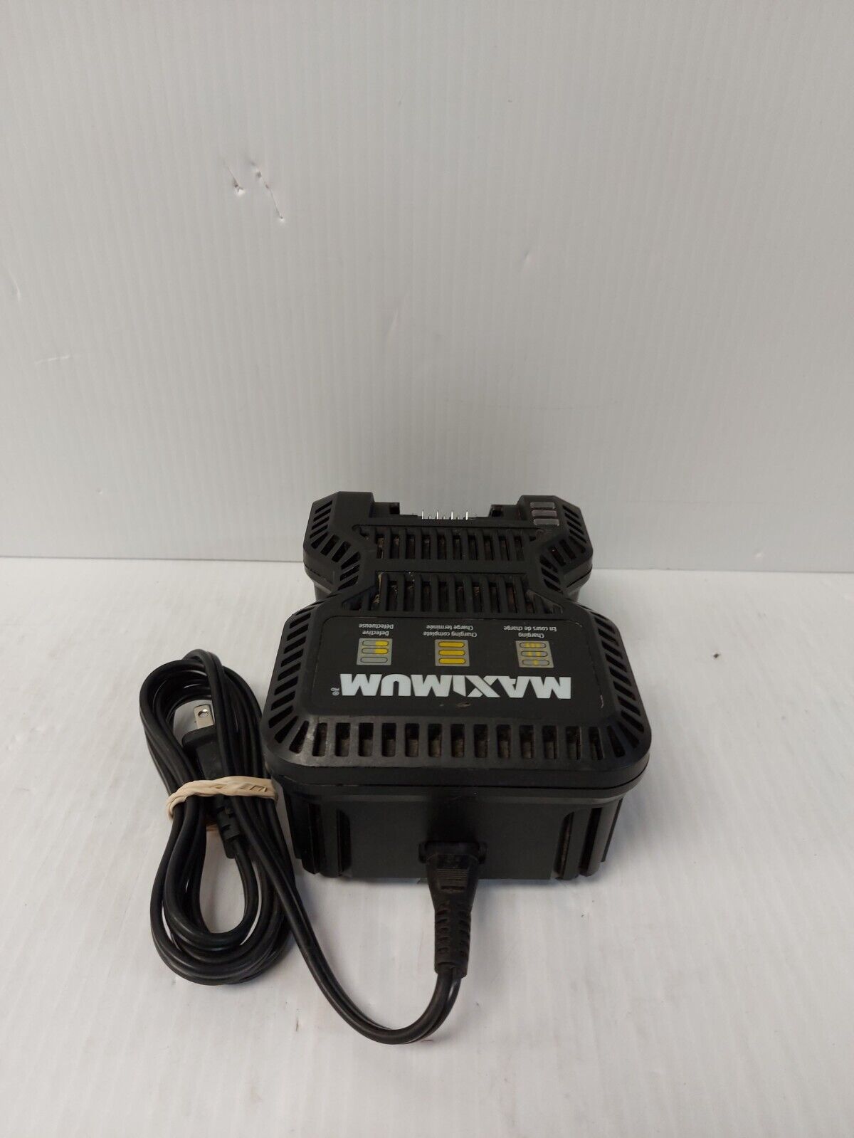 (N85040-2) Maximum 054-8355-0 Circular Saw