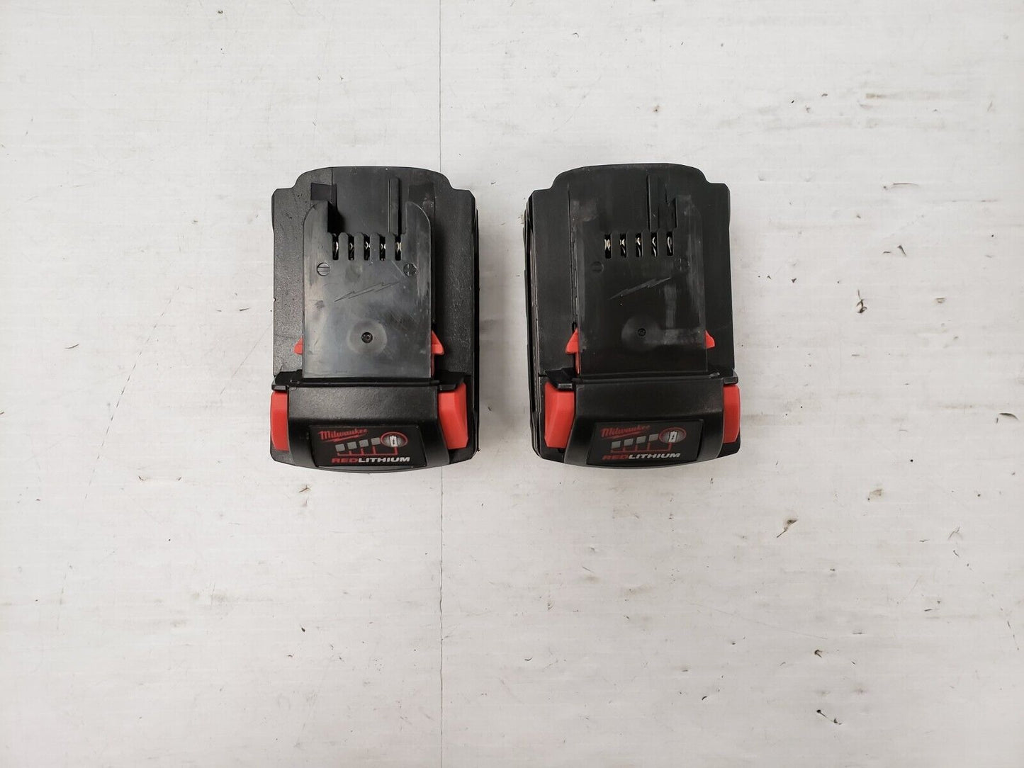 (66733-3) Milwaukee 280420 Hammer Drill