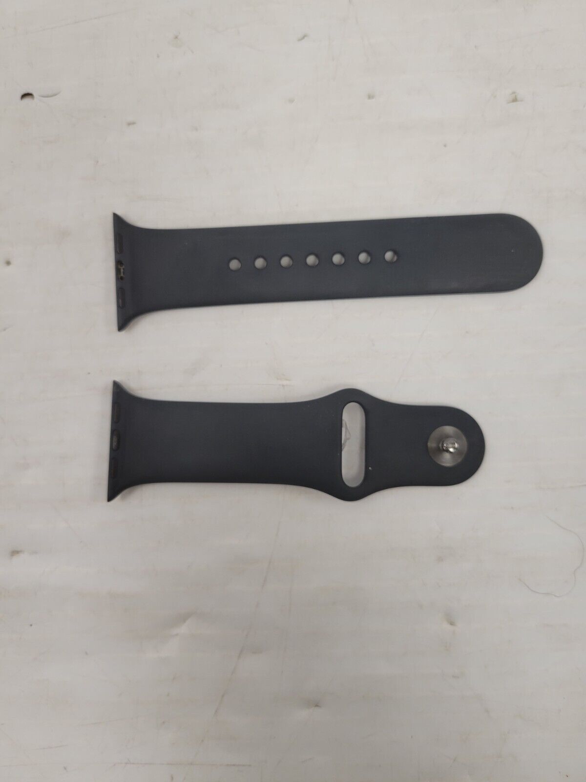 (53826-1) Apple A2473 Series 7 Smart Watch