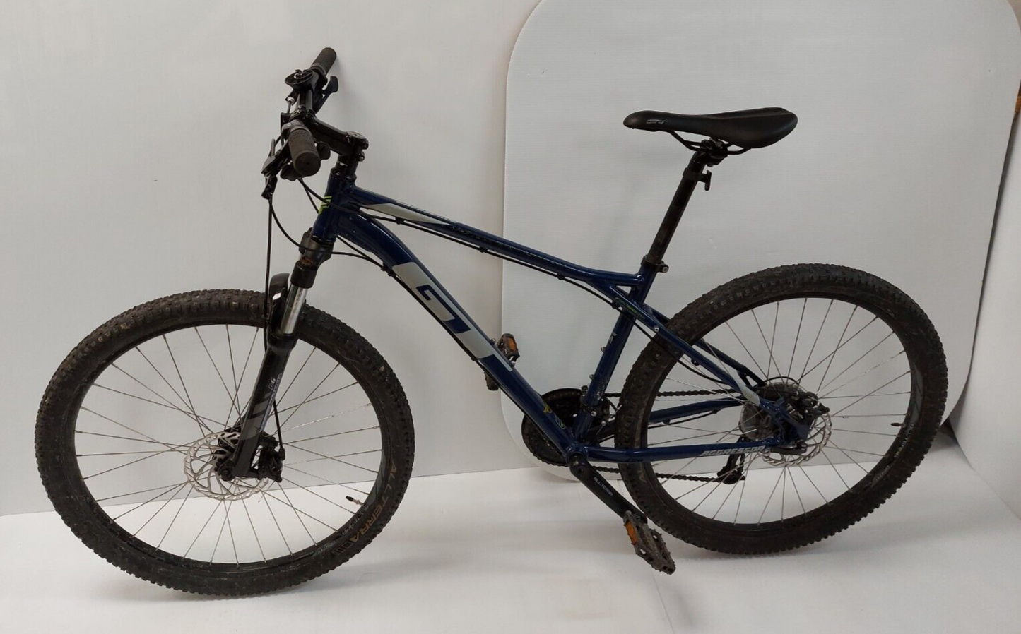 (NI-21756) GT AGGRESIVE PRO Mountain Bike