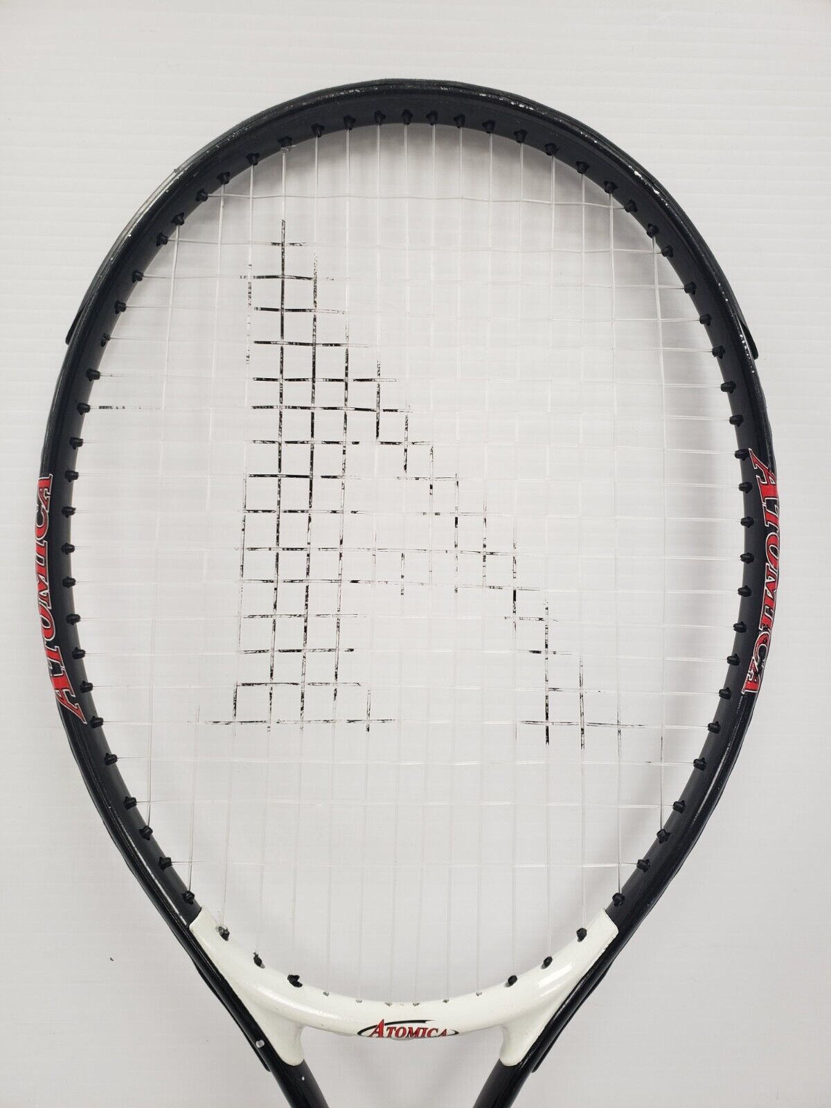 (68608-3 B) Atomic Tennis Racket