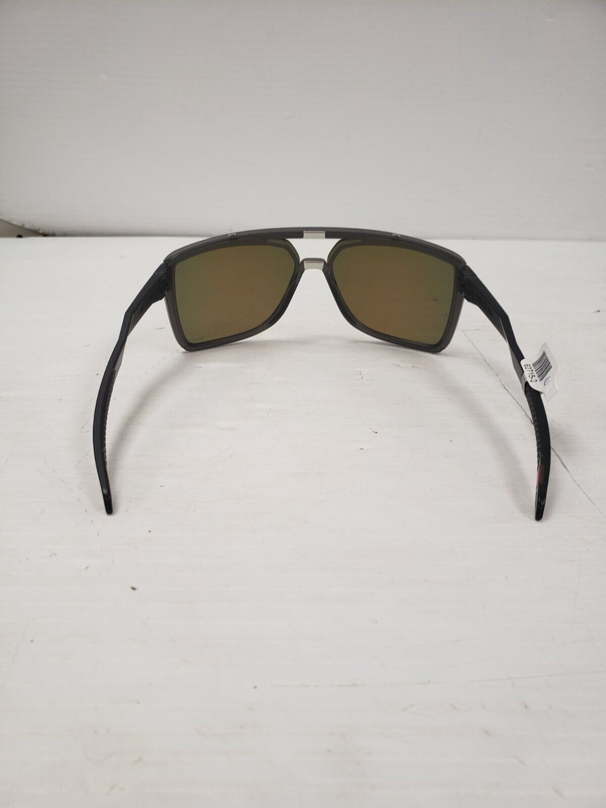 (62715-2) Oakley 009147-0563 Sunglasses