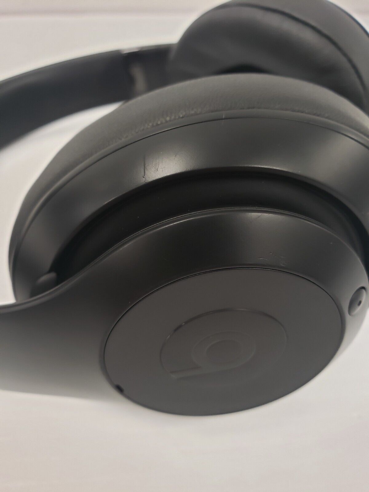 (42013-1) Beats Studio 3 Wireless Headphones