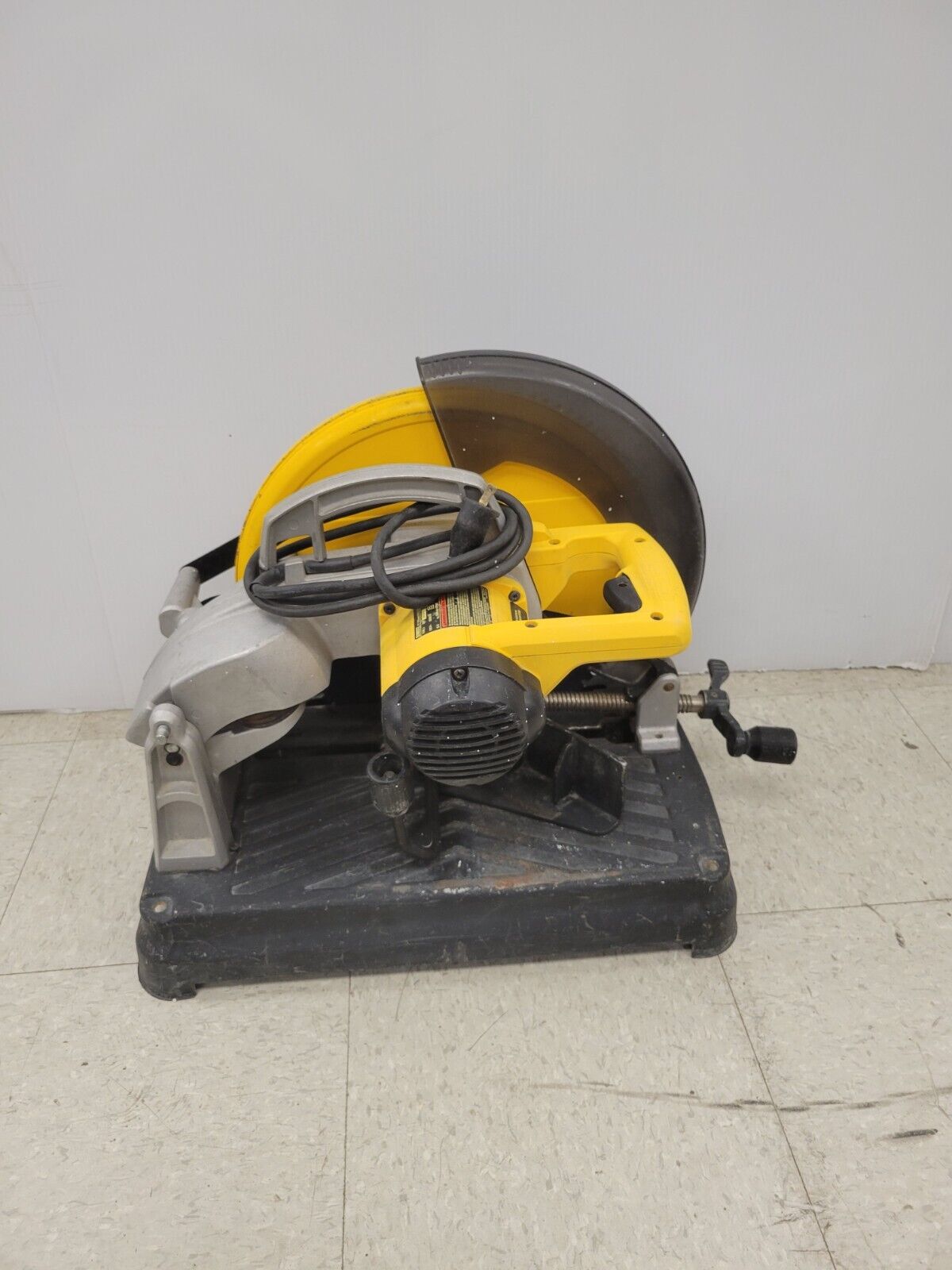 (60705-1) Dewalt DW872 Chop Saw