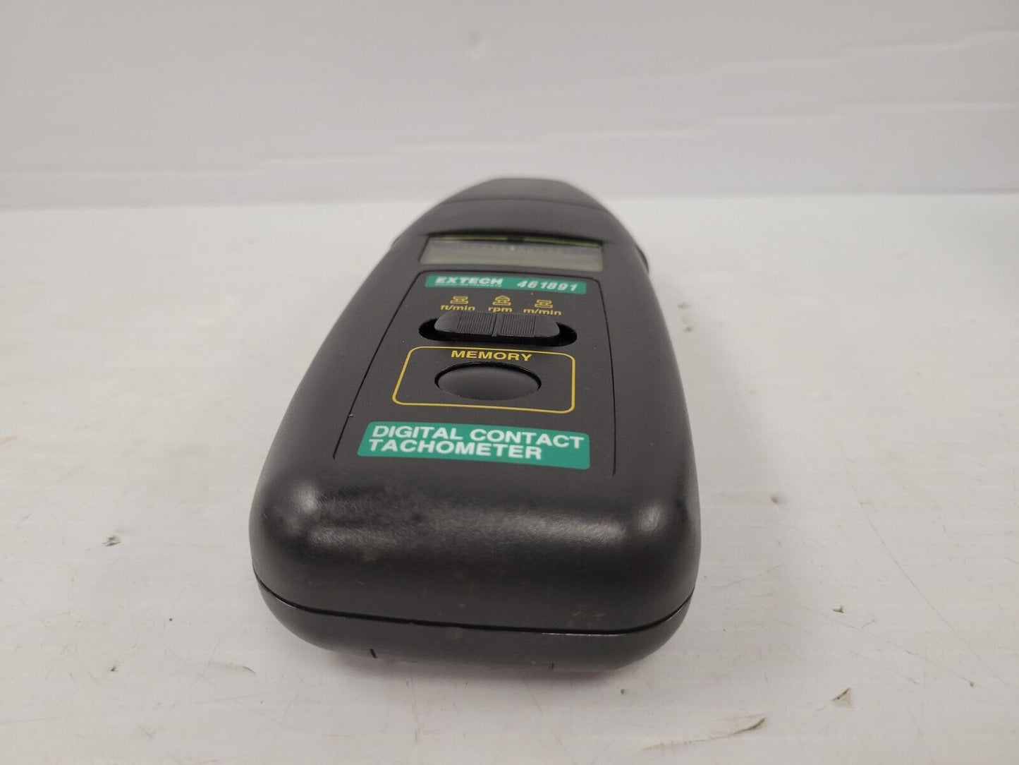 (65742-1) Extech 461891 Contact Tachometer